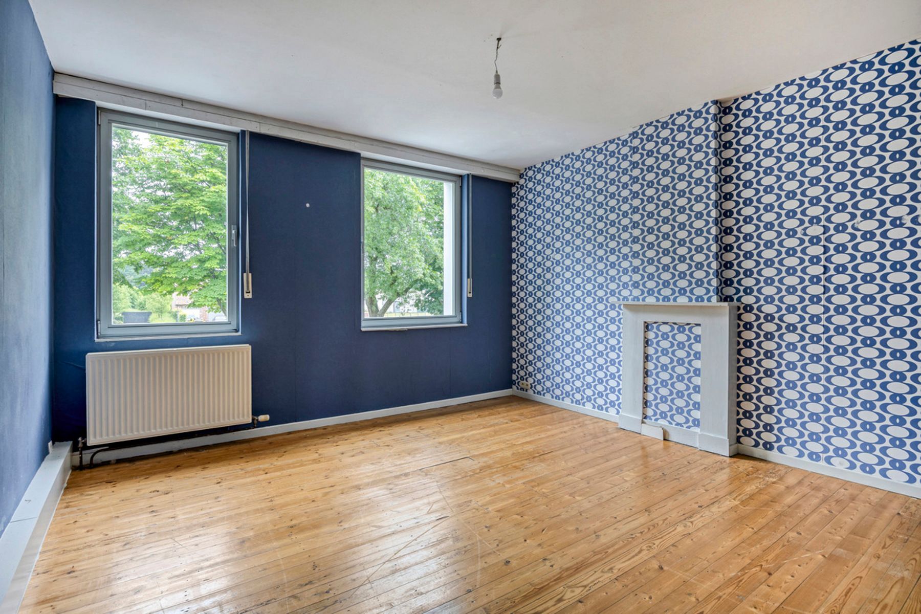 Ruim renovatieproject (226m²) met tuin aan kanaal foto 22