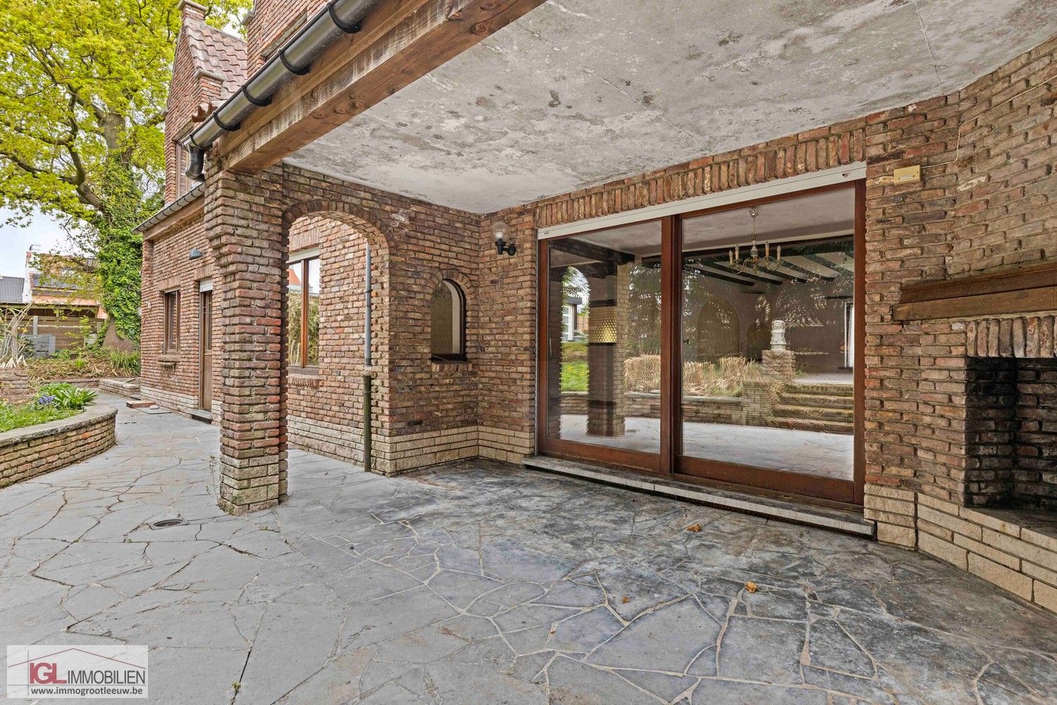 Ruime villa met potentieel op toplocatie in Huizingen foto 21