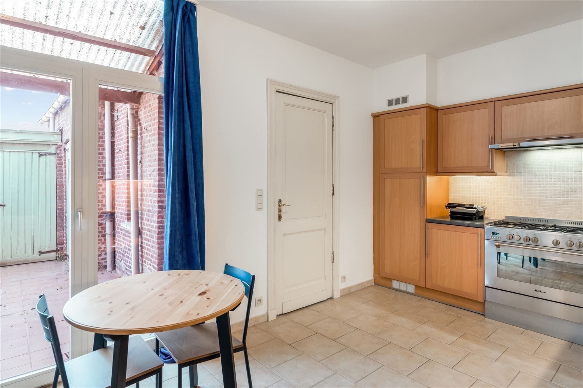 PRACHTIG INSTAPKLAAR HERENHUIS IN GEEL CENTRUM GEEL foto 7