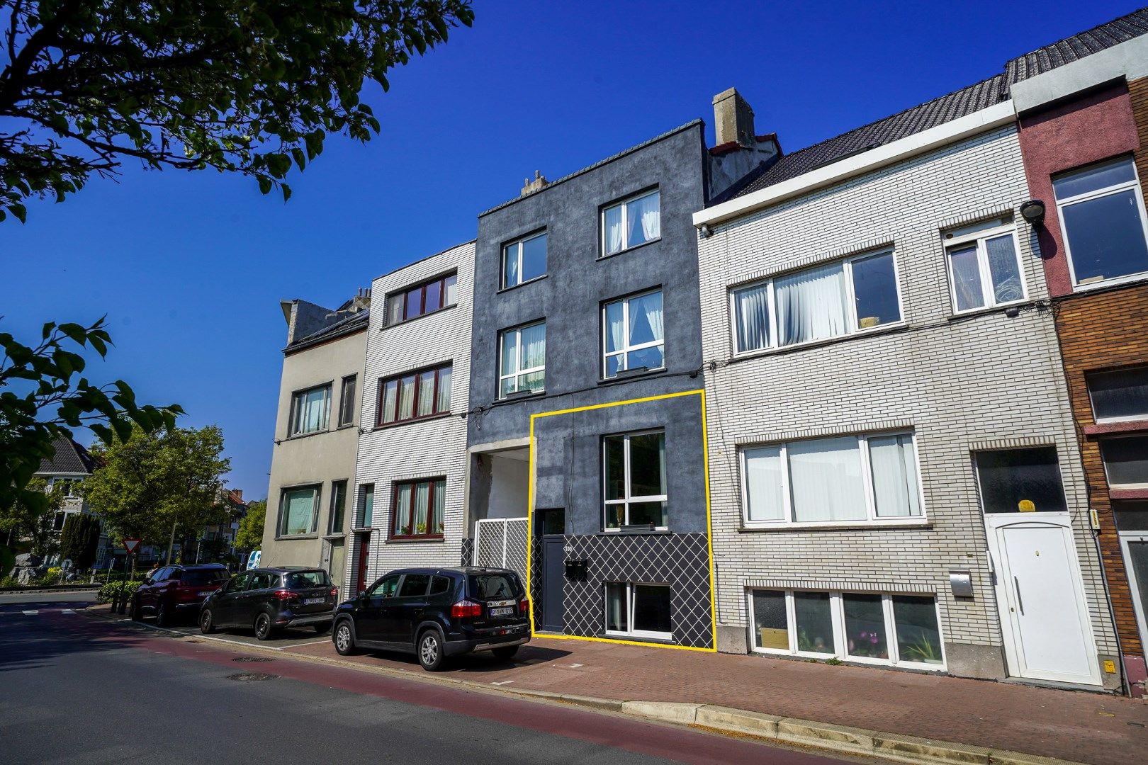 Instapklaar duplex/sous-sol appartement in centrum Oostende foto 1