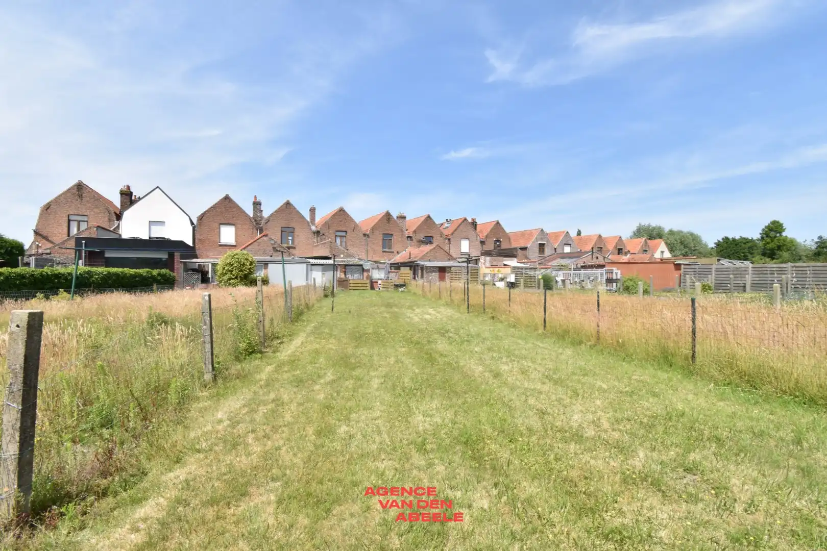 Te renoveren woning met 2 slaapkamers en fantastische tuin  foto 14