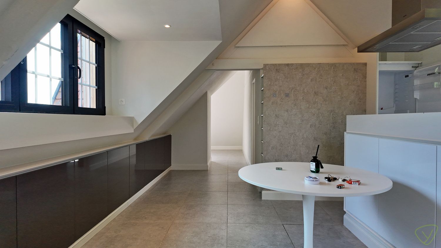 Vernieuwd appartement met terras en centrale ligging! foto 6