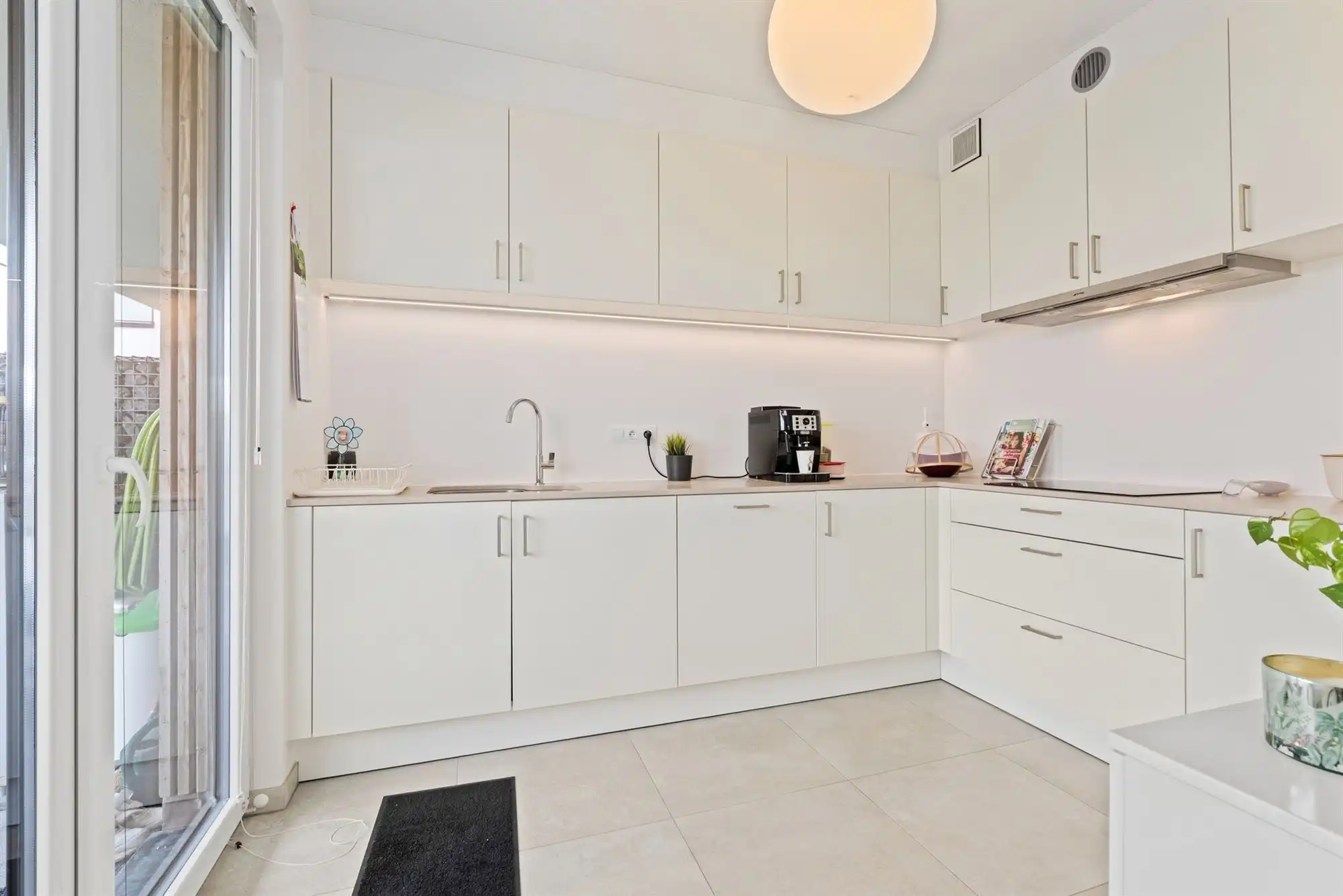 Schitterend tuinappartement vlakbij zee! foto 6