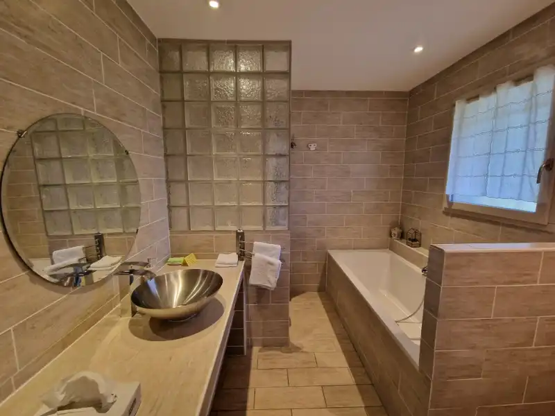 Villa omgevormd tot B&B met vijf mooie kamers en studio in een prachtige en groene omgeving in Carcasonne foto 41