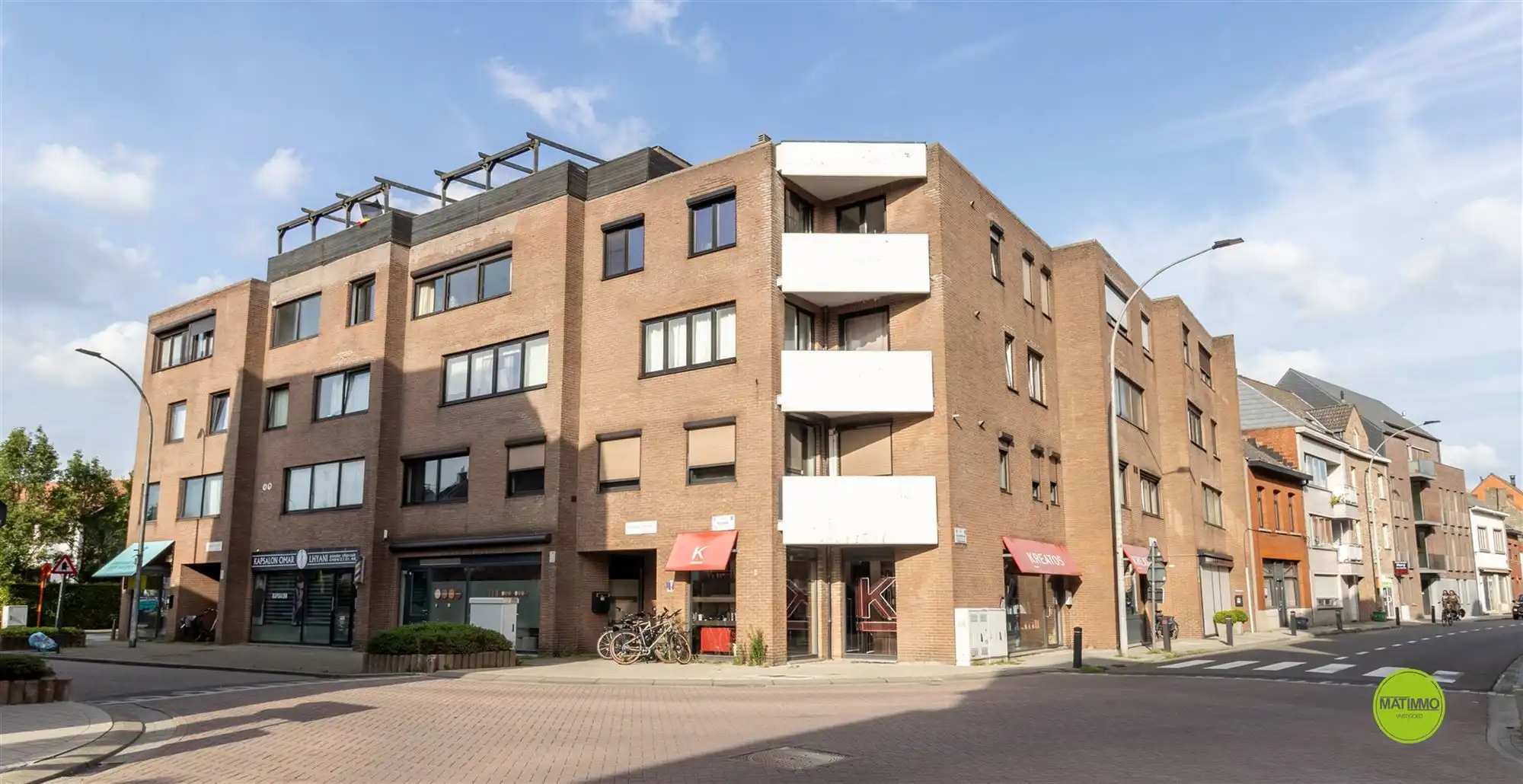 Centraal gelegen 2-slaapkamerappartement met terras foto 11