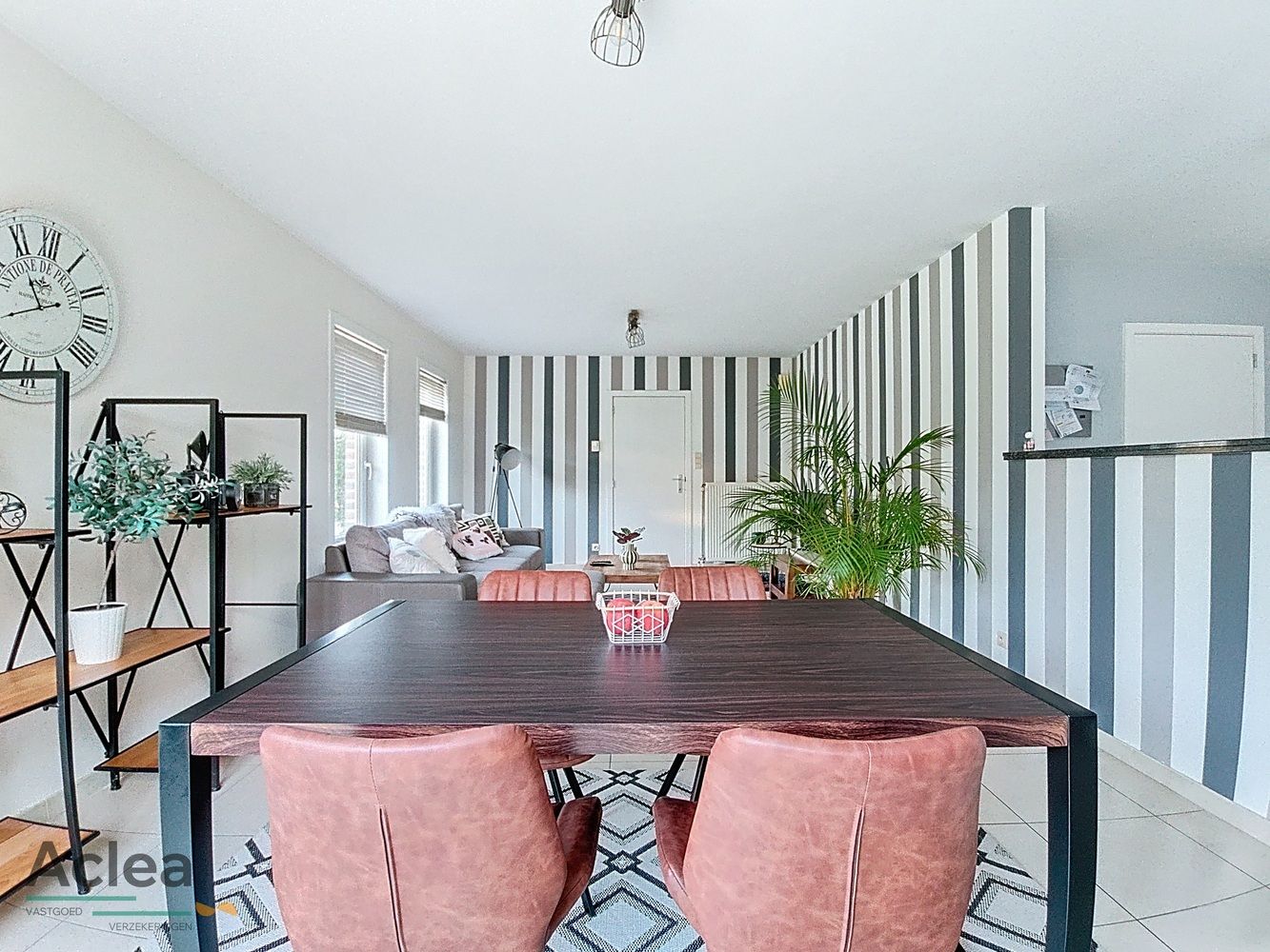 rustig gelegen halfopen woning foto 6