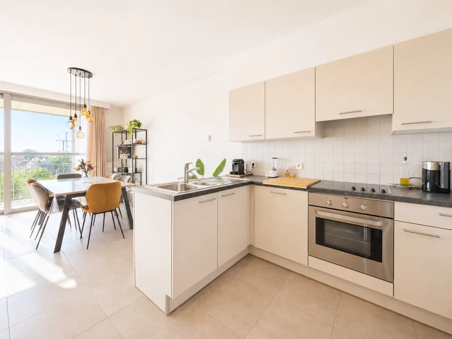Mooi onderhouden appartement in centrum Aalter met ondergrondse parkeerplaats foto 11