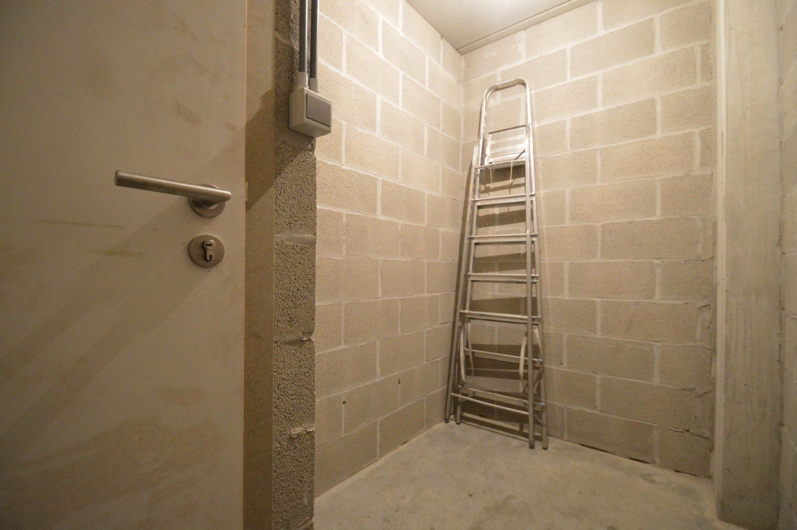 Comfortabel, recent appartement met 2 slaapkamers, garage en kelderberging op wandelafstand van markt Bilzen + park Haffmans foto 29