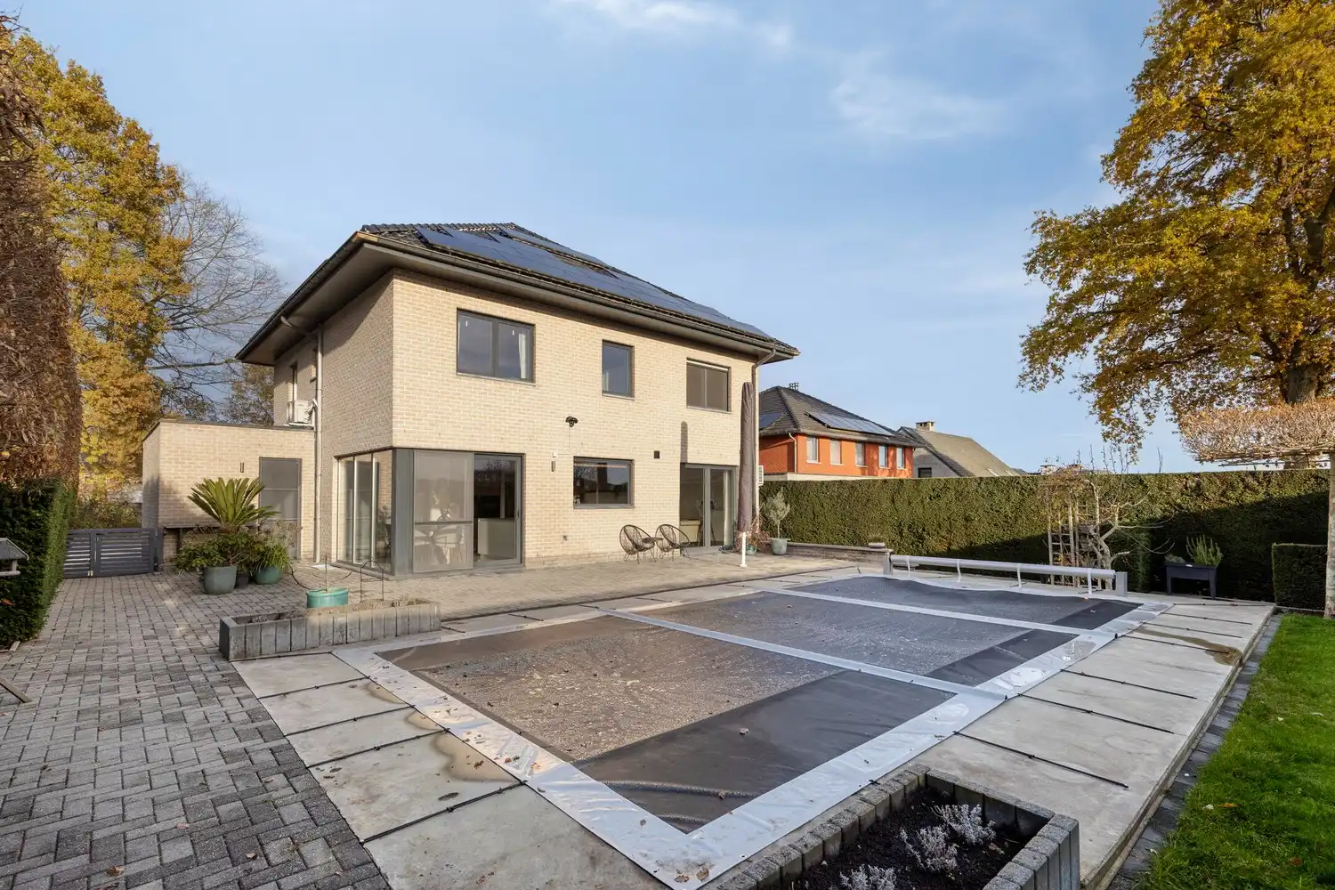Ruime, energiezuinige gezinswoning met ingebouwd zwembad op toplocatie in Lanaken foto 43