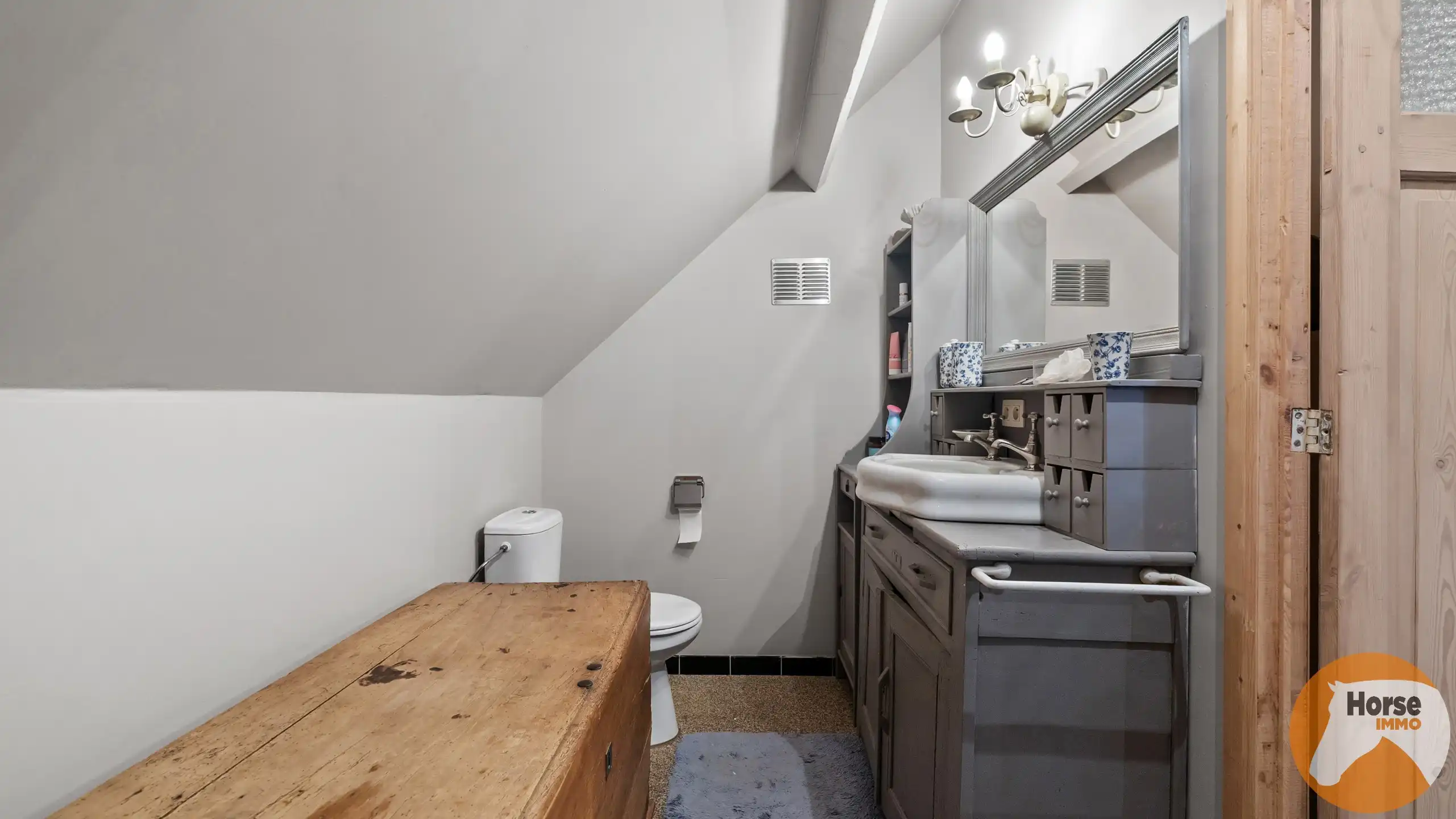 GROBBENDONK - Hoeve met prachtige Kempische schuur en weide foto 27