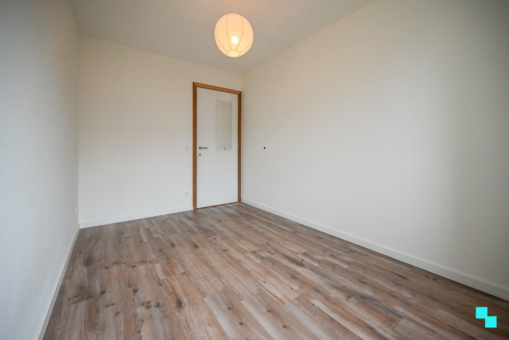 Recente, instapklare woning met mogelijkheid tot garage te Emelgem foto 18