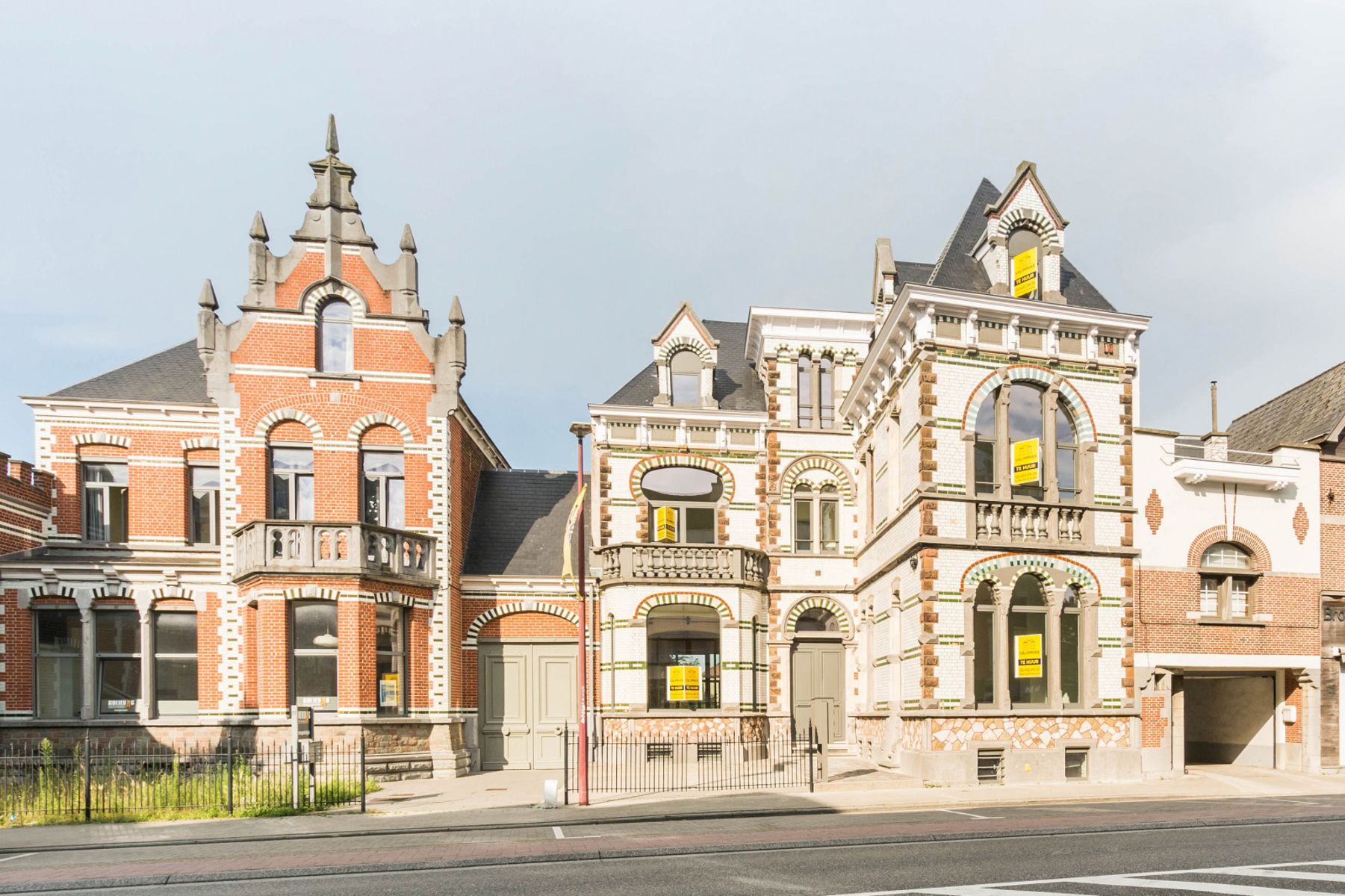 Bijzonder stijlvolle & commercieel gelegen kantoorruimte... foto {{pictureIndex}}