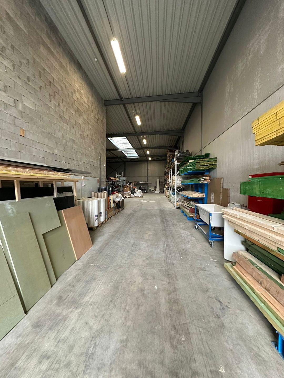 Bedrijfsvastgoed te koop foto 2