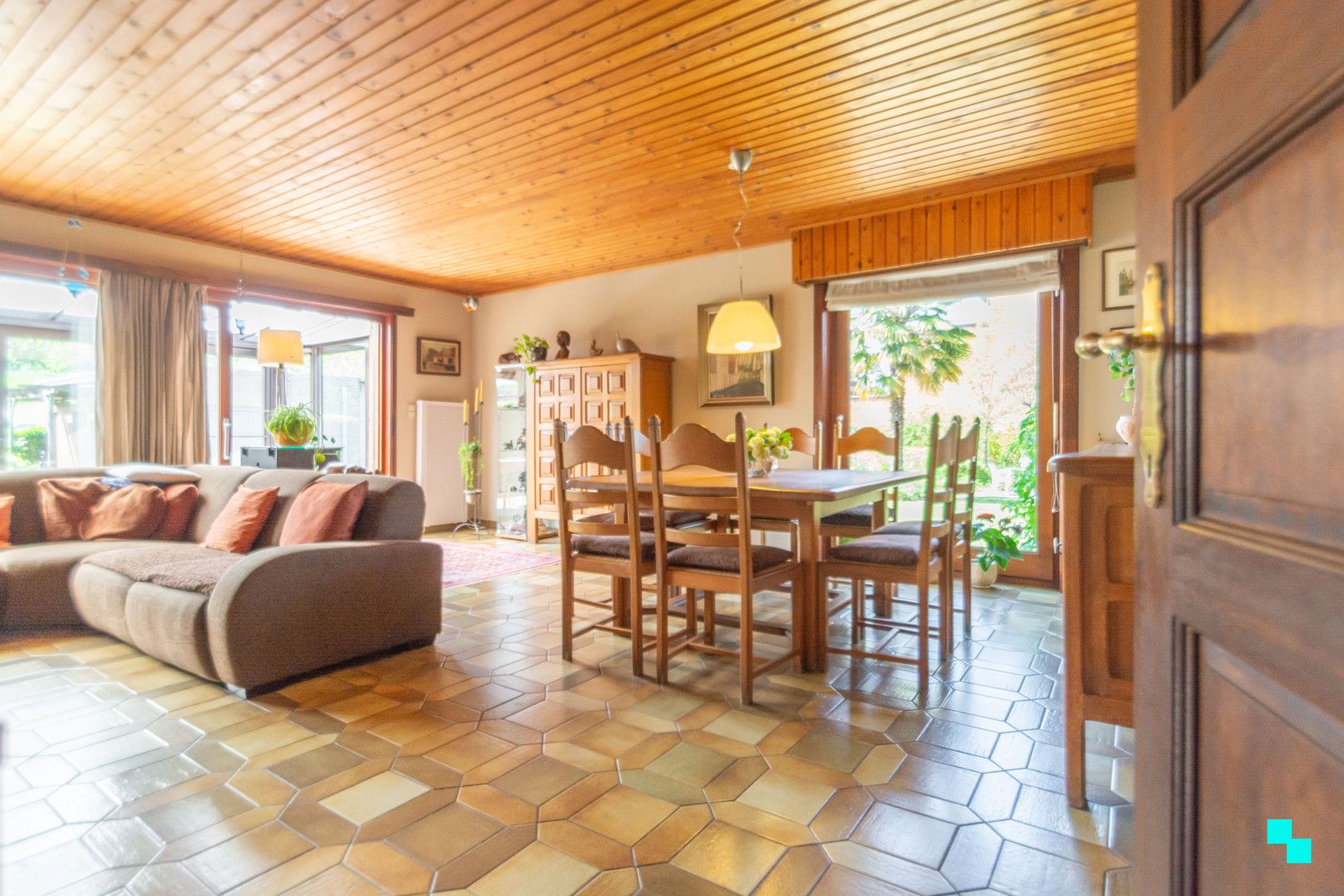 Op te frissen woonhuis met drie slaapkamers te Melle foto 4