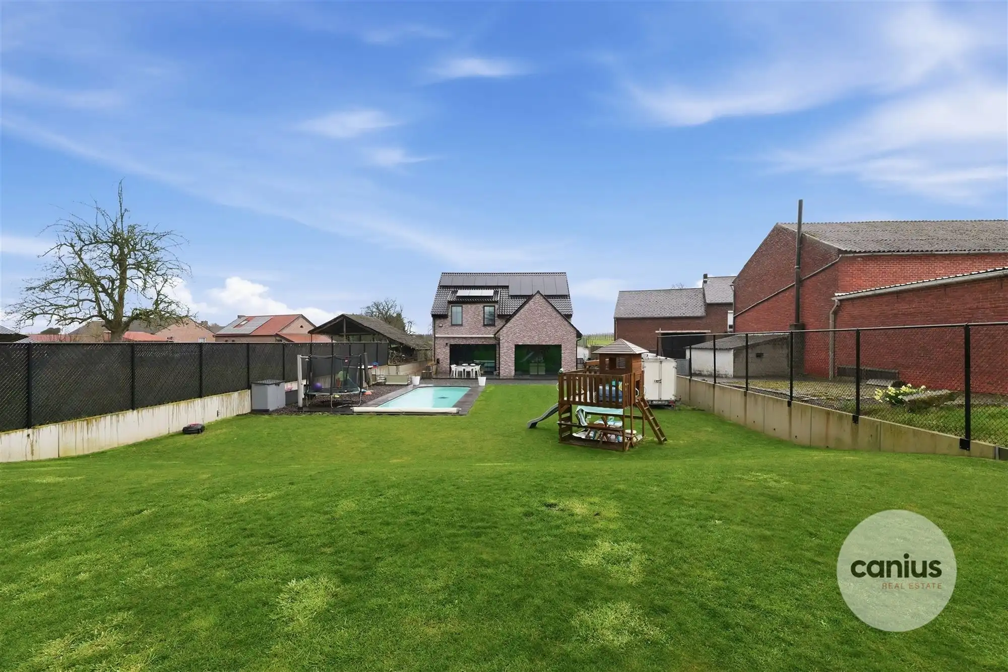 UITZONDERLIJKE WONING MET ZWEMBAD – MOGELIJKHEID ZELFSTANDIG BEROEP foto 31