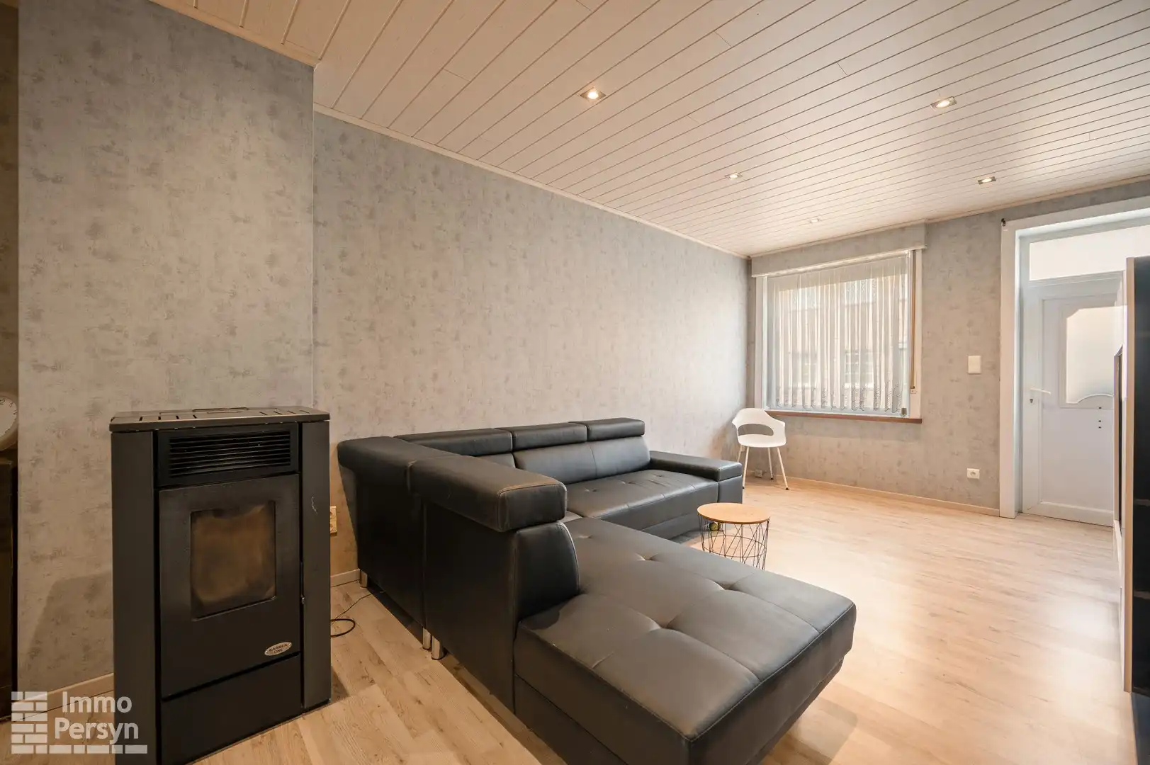 Gerenoveerde rijwoning met 2 Slaapkamers en tuin foto 4