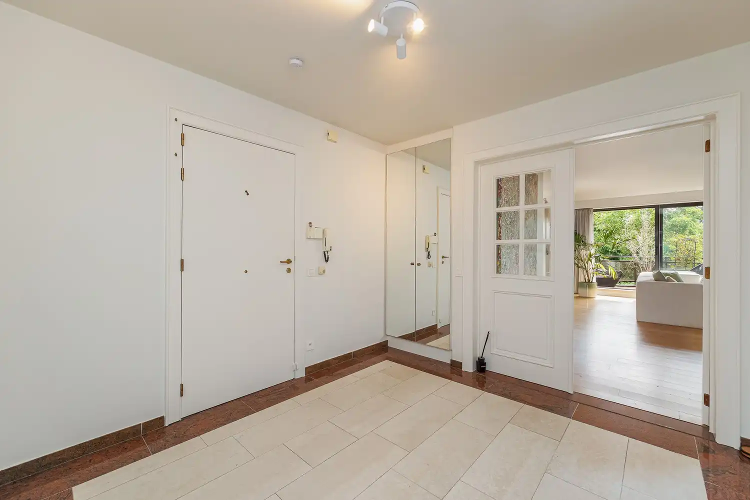 Appartement met uniek zicht foto 11