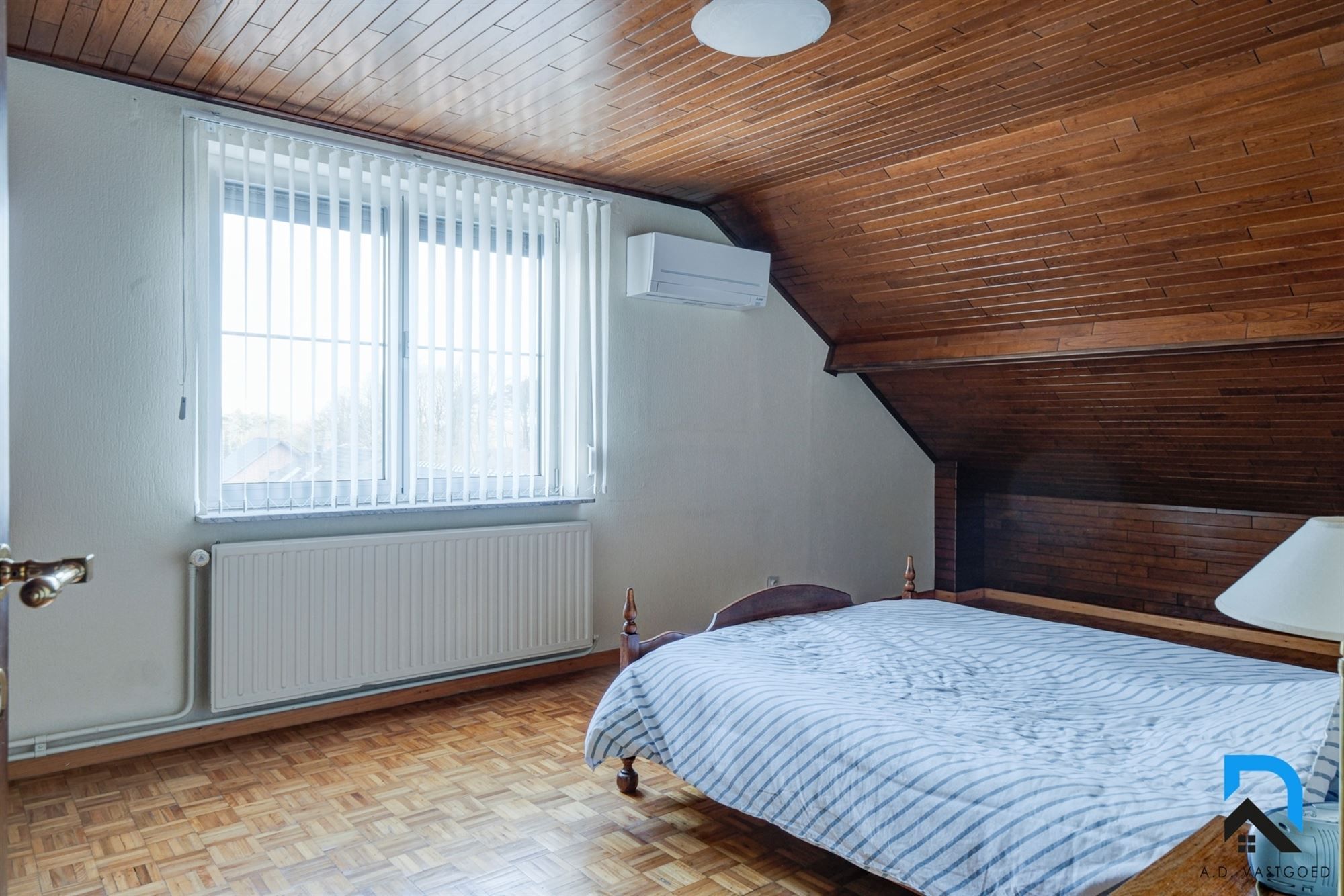 Ruim appartement met 3 slaapkamers en privé tuin foto 21