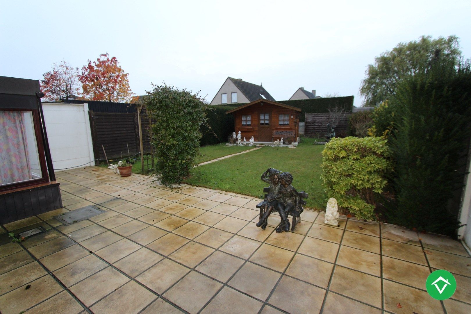 Ruime, stevige woning met 3 slaapkamers, garage en tuin te Izegem foto 9