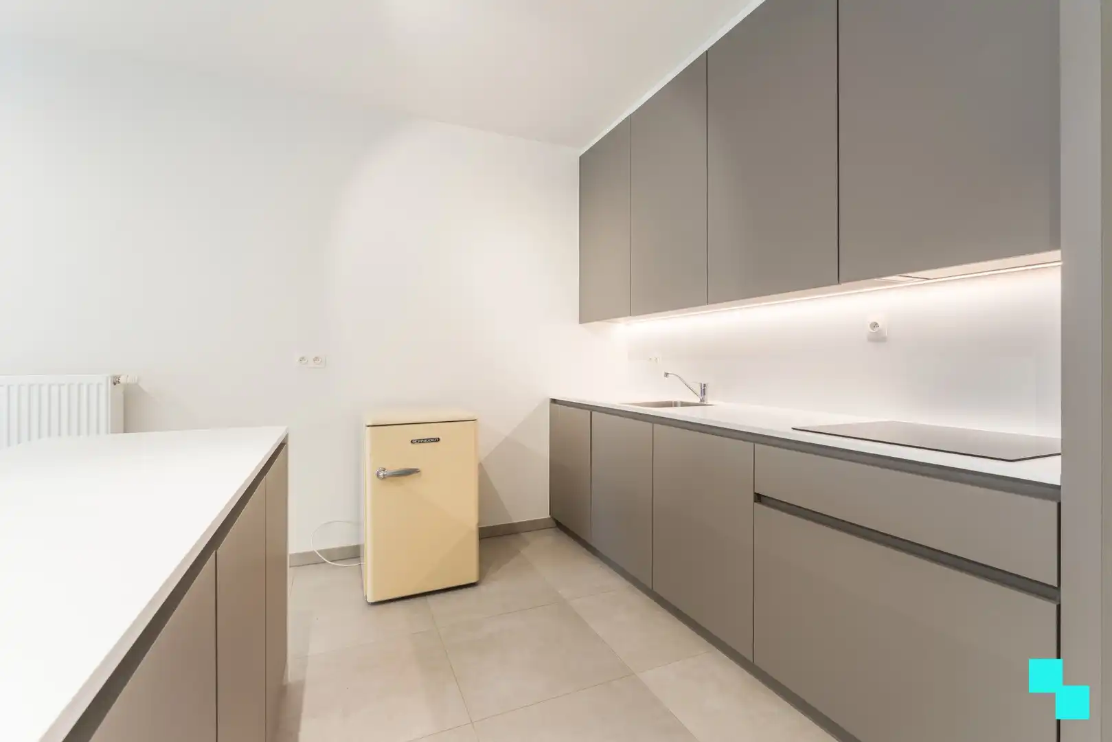 Recent gelijkvloers appartement (112m²) met garagebox - Roeselare foto 12