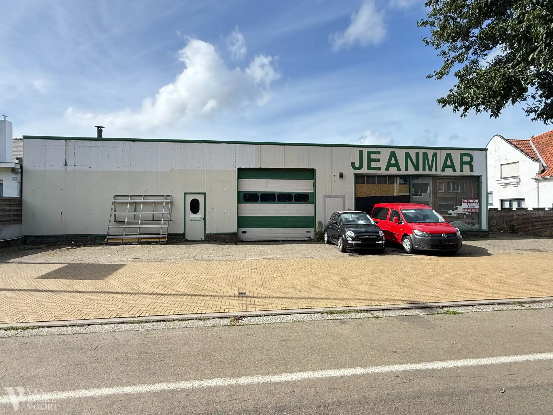 Opslagplaats 384 m² foto 2
