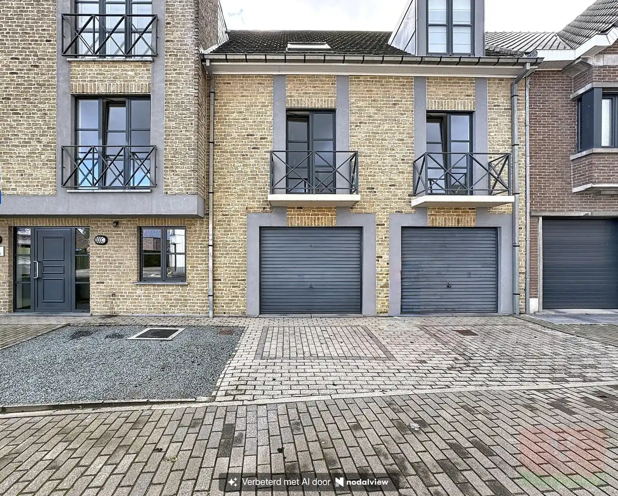 Lichtrijk, instapklaar appartement met privé-garage in het pittoreske Bavegem foto 16