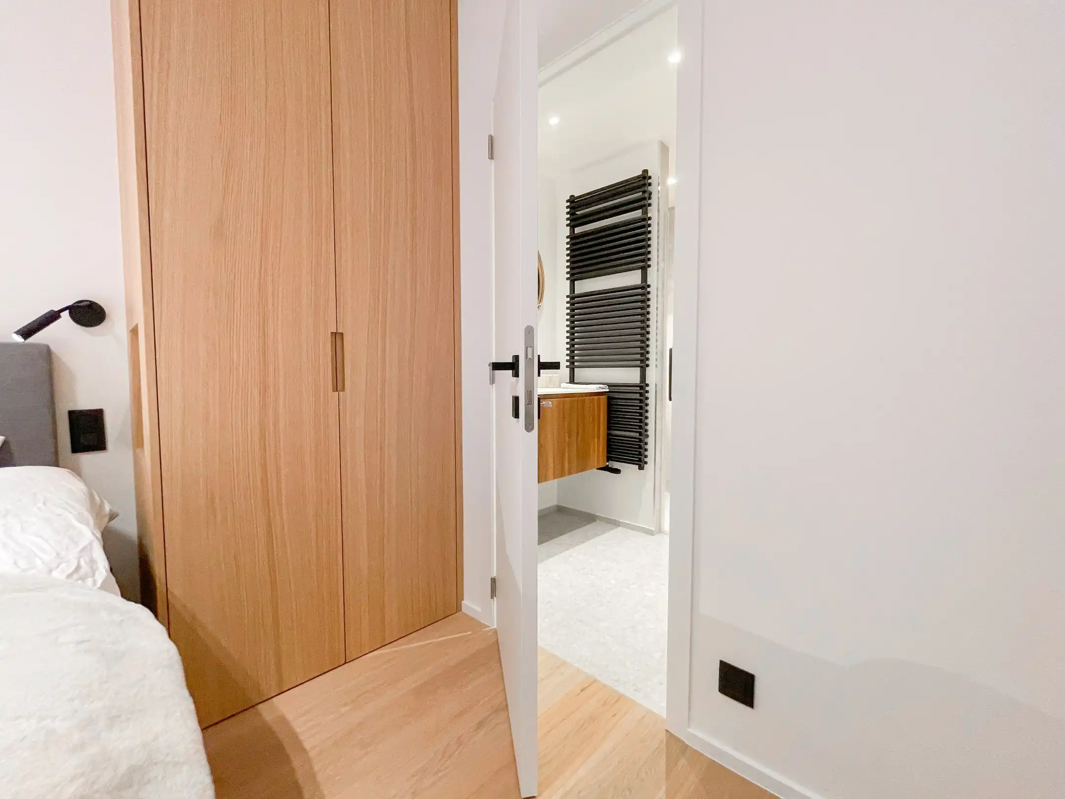 Volledig gerenoveerd appartement met een mooi zeezicht gelegen tussen het Driehoeksplein en Albertplein. foto 13