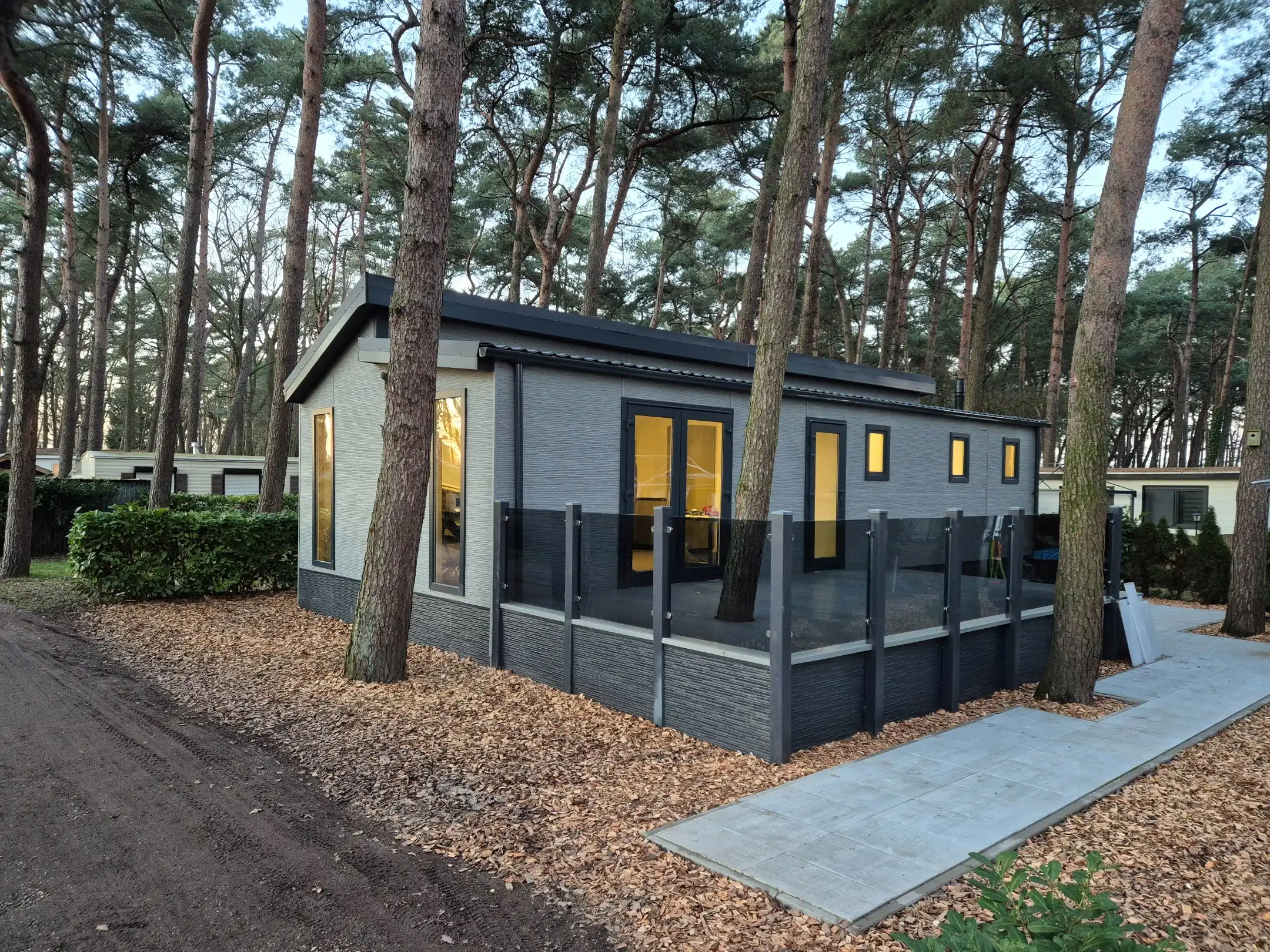 Charmant chalet 60 m² op familiecamping Goolderheide foto {{pictureIndex}}