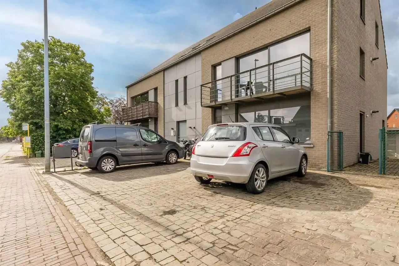 Gezellige duplex met twee slaapkamers nabij station foto 20