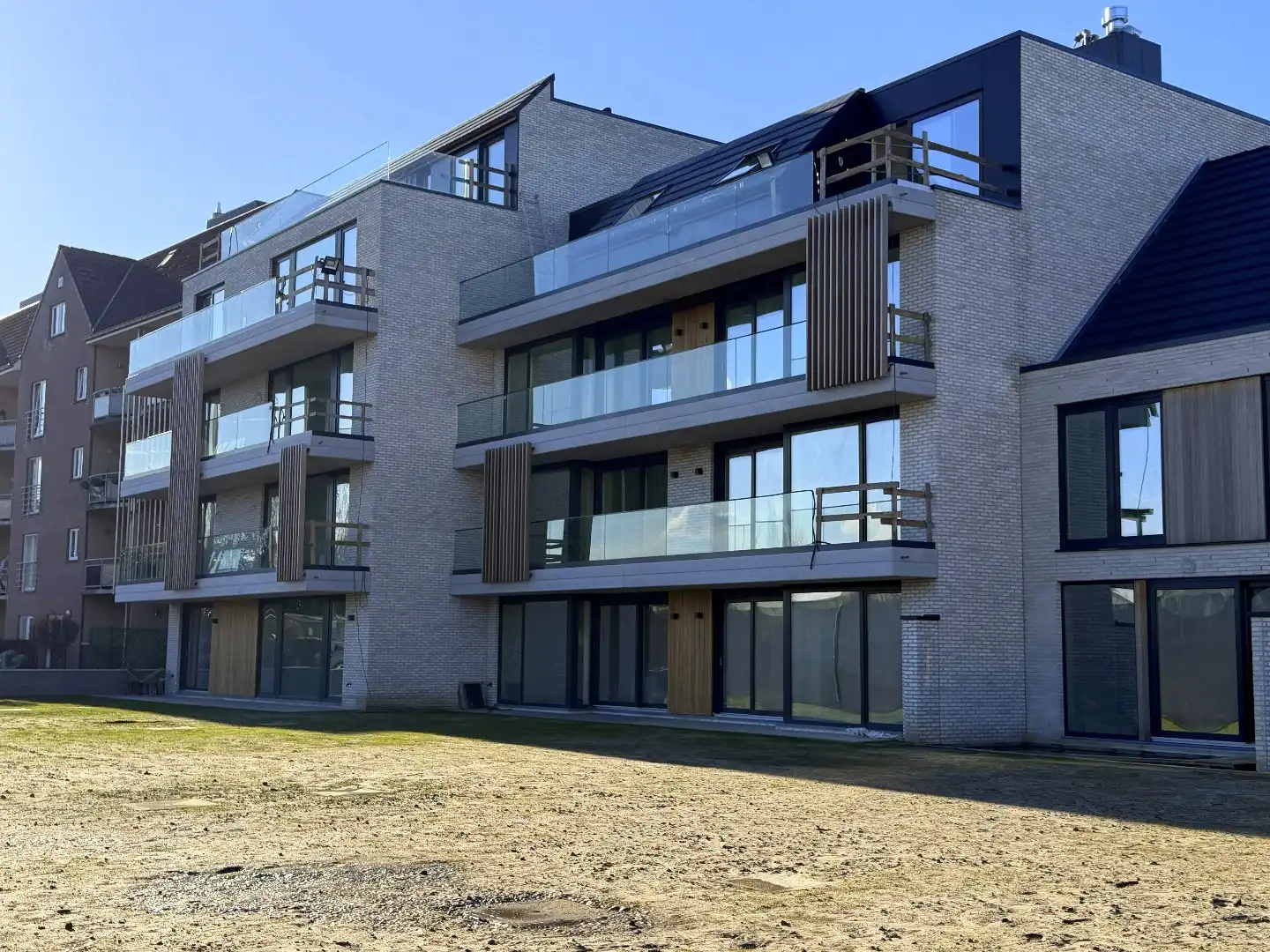 Modern wonen in Harelbeke, Residentie Zuidhof bestaande uit 18 appartementen met 1-2 slaapkamers foto 2