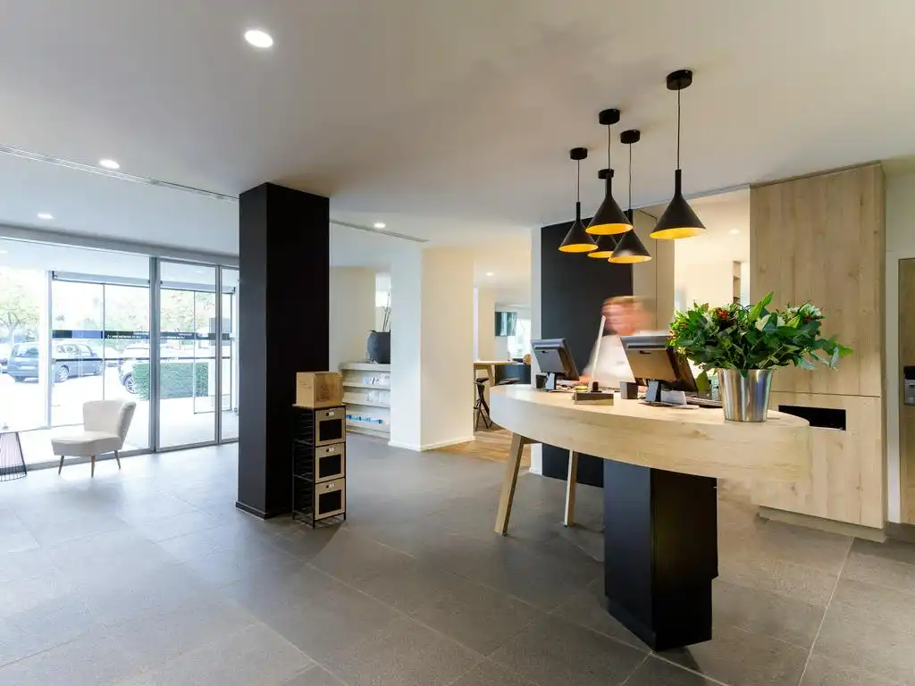 Hotelkamer als investering in ibis Kortrijk Expo foto 10