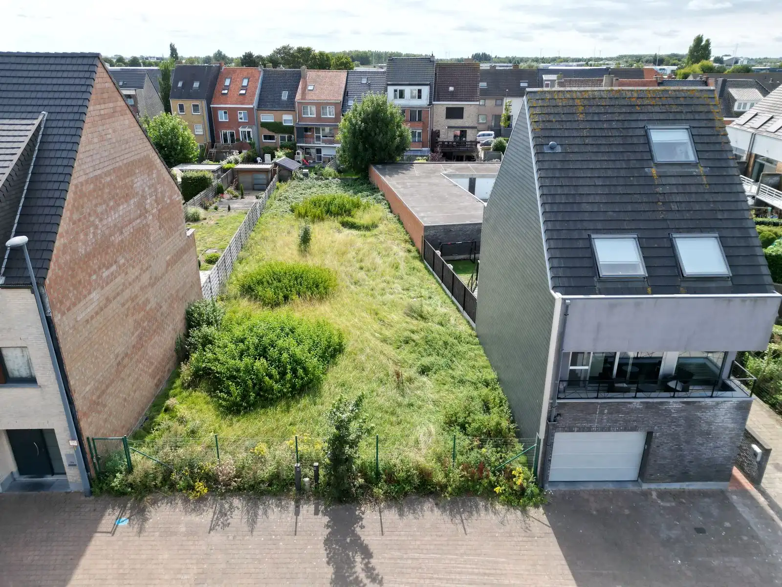Bouwgrond LOT 1, mooie perceelsgrootte, te verkavelen in rustige woonwijk Konterdam Oostende foto 3