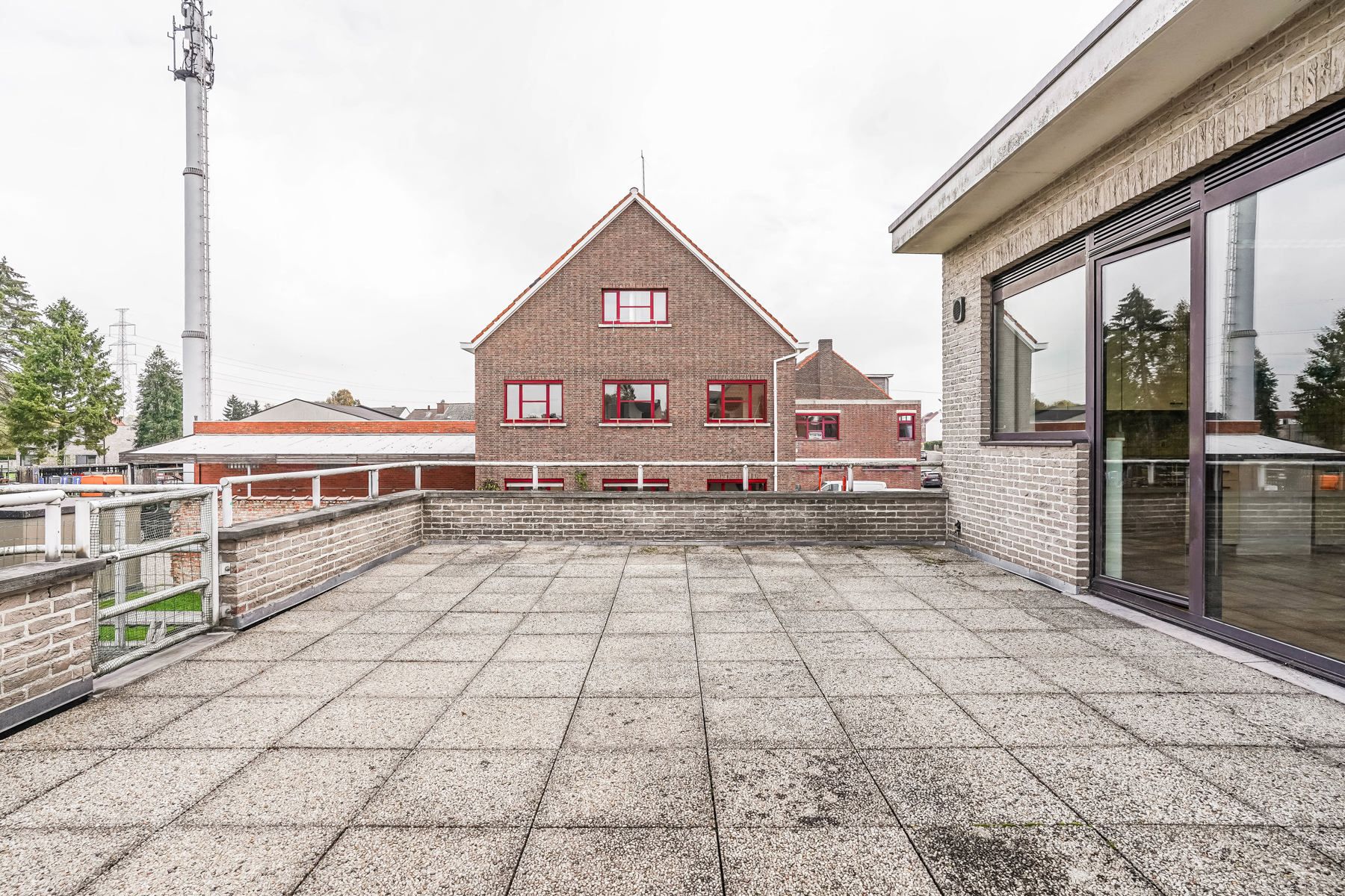 Veelzijdig, zeer ruim pand (handel én woonst) met tal van mogelijkheden in centrum Malderen! foto 23