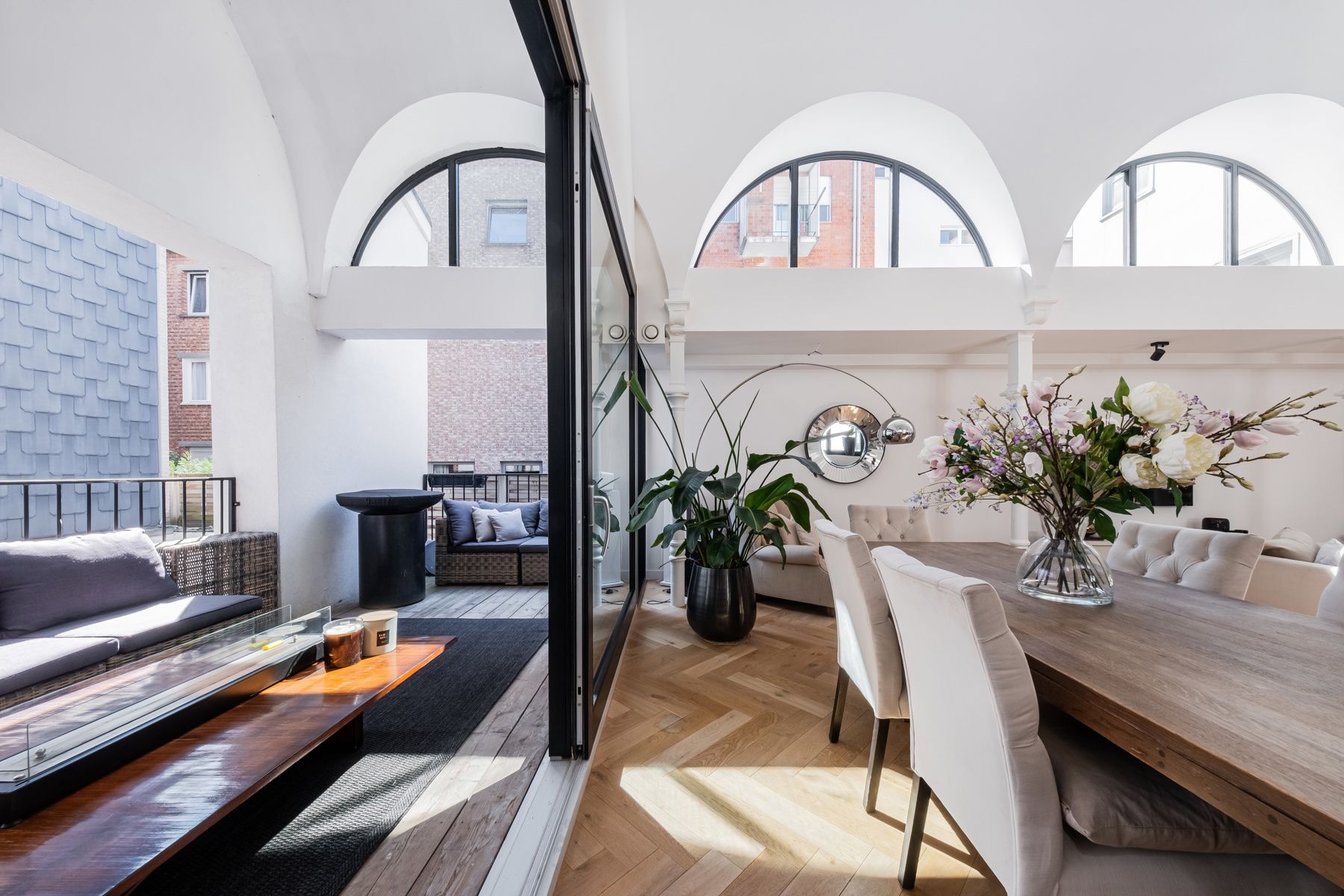 Recent gerenoveerde loft op het Eilandje met terras ca. 15m2 foto 2