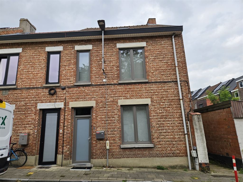 gerenoveerde woning geschikt voor co-housing foto 1