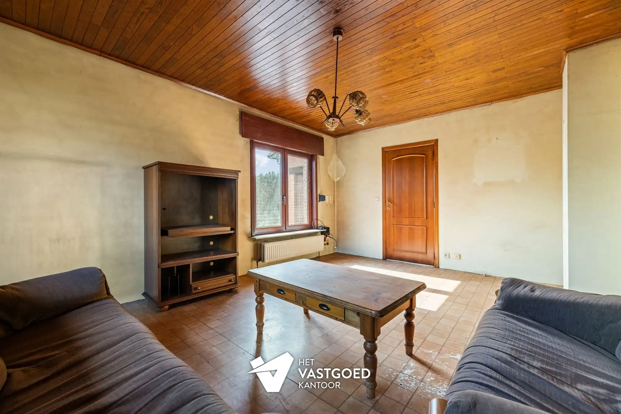 TE RENOVEREN WONING MET 3 SLAAPKAMERS RUSTIG GELEGEN OP EEN PERCEEL VAN 760M² TE LEOPOLDSBURG foto 4