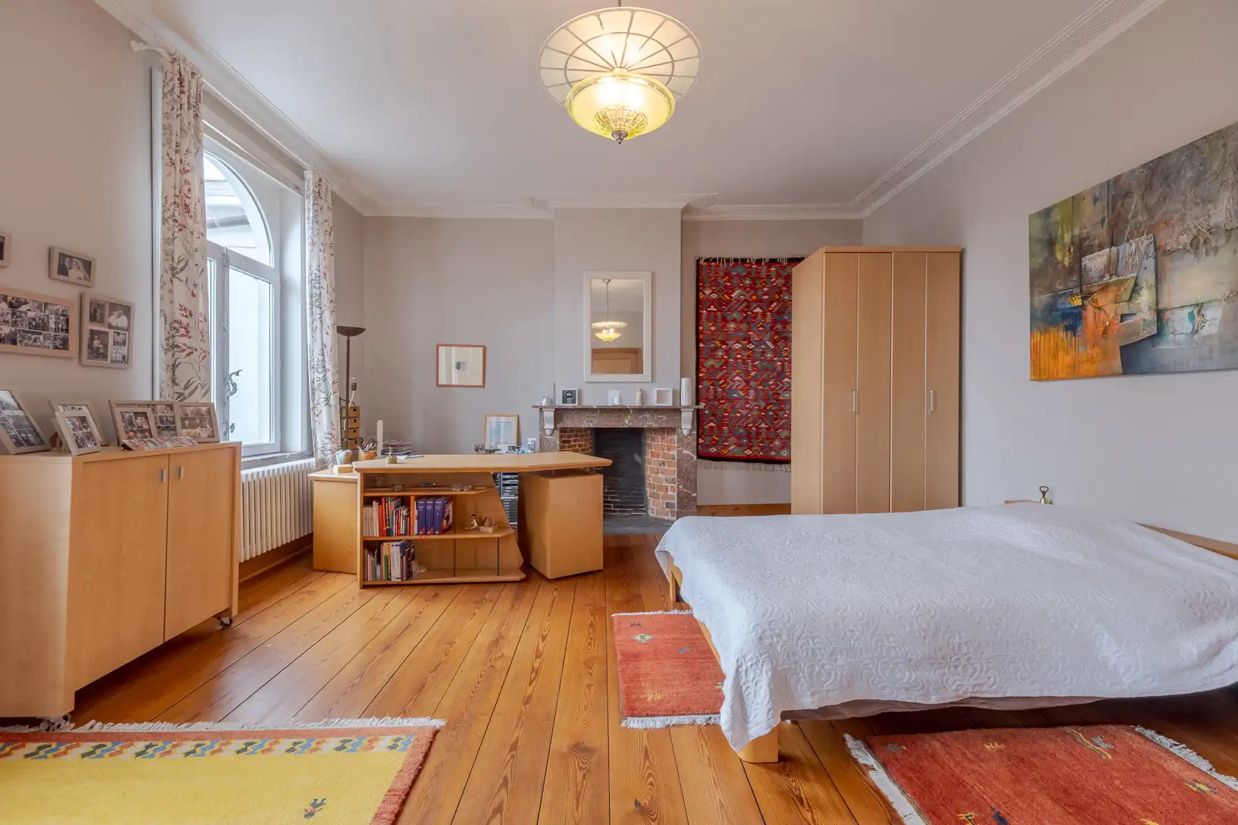 Uniek gerestaureerde herenhuis met parktuin foto 12