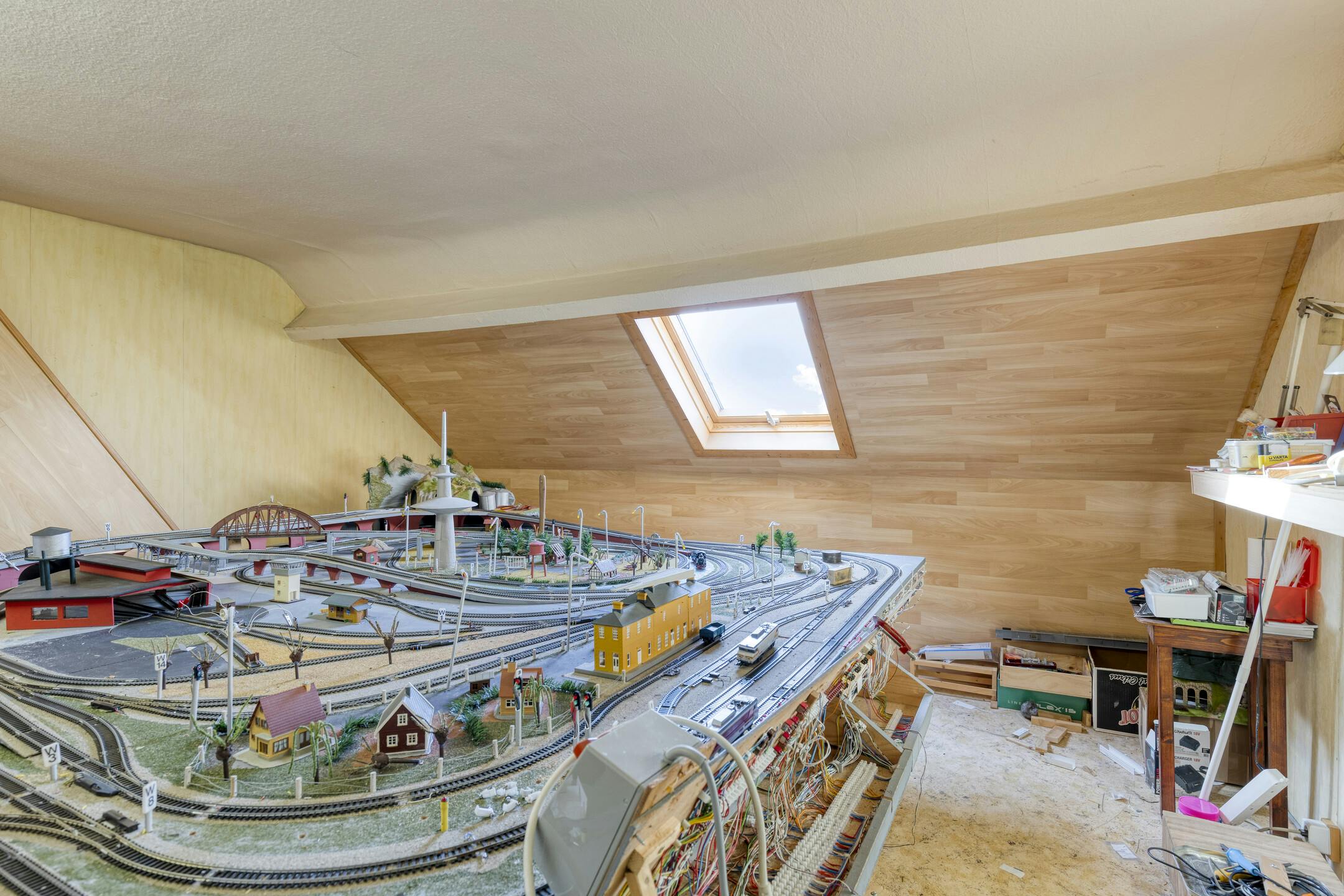 Karaktervol rijhuis met tuin te koop in Mechelen. foto 12