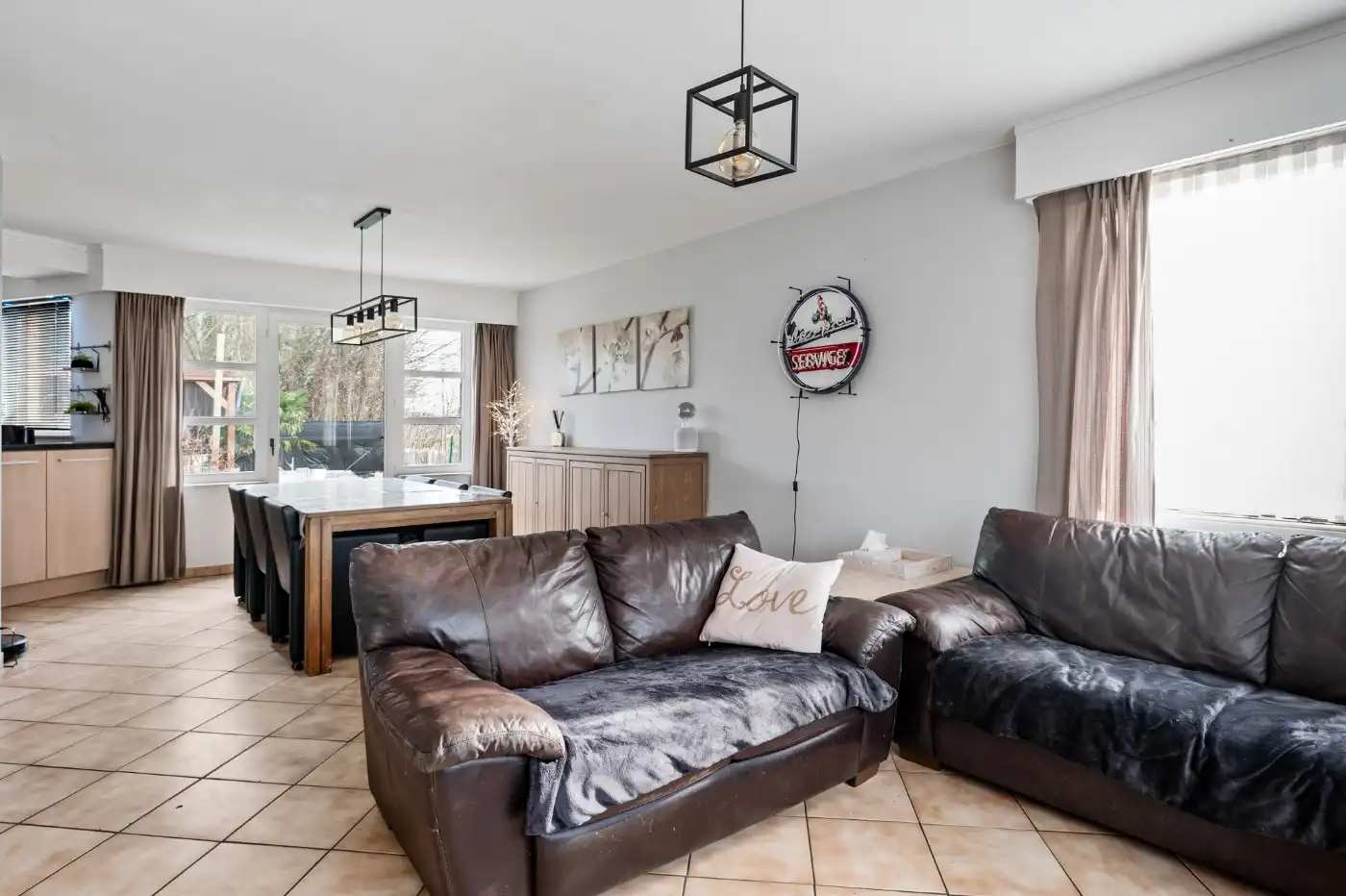 Rustig gelegen woning met 3 slpk., inpandige garage en tuin foto 5