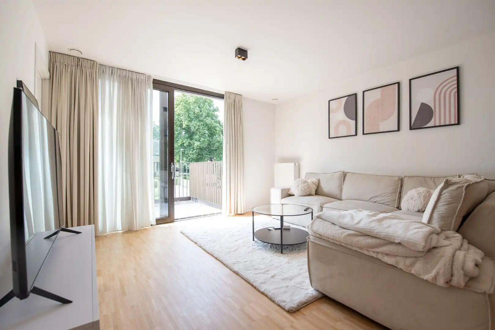 Stijlvol appartement in Park De Borchgrave te koop in Olsene! foto 6