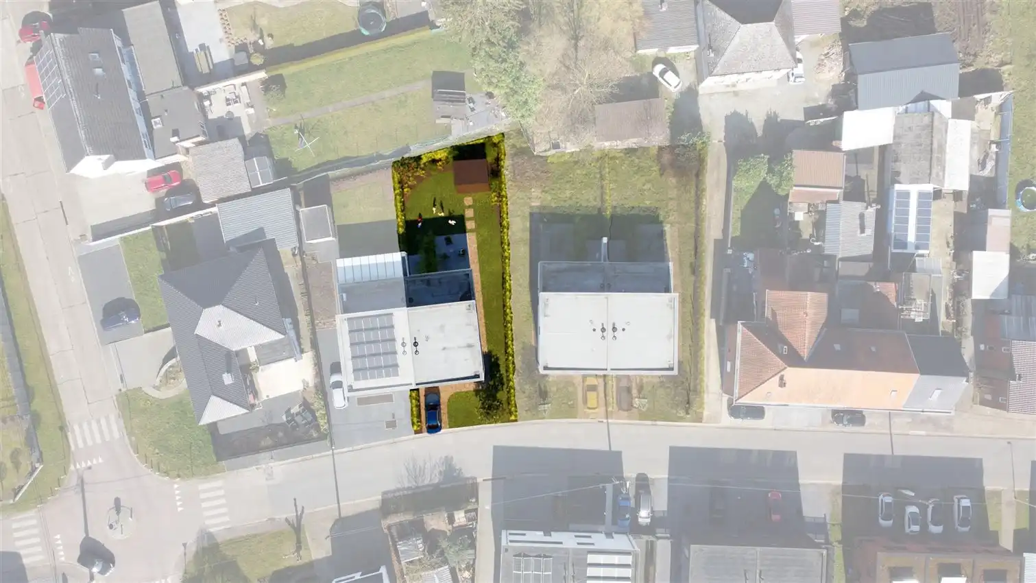 Energiezuinige woning met 3 grote slpk. en garage foto 3