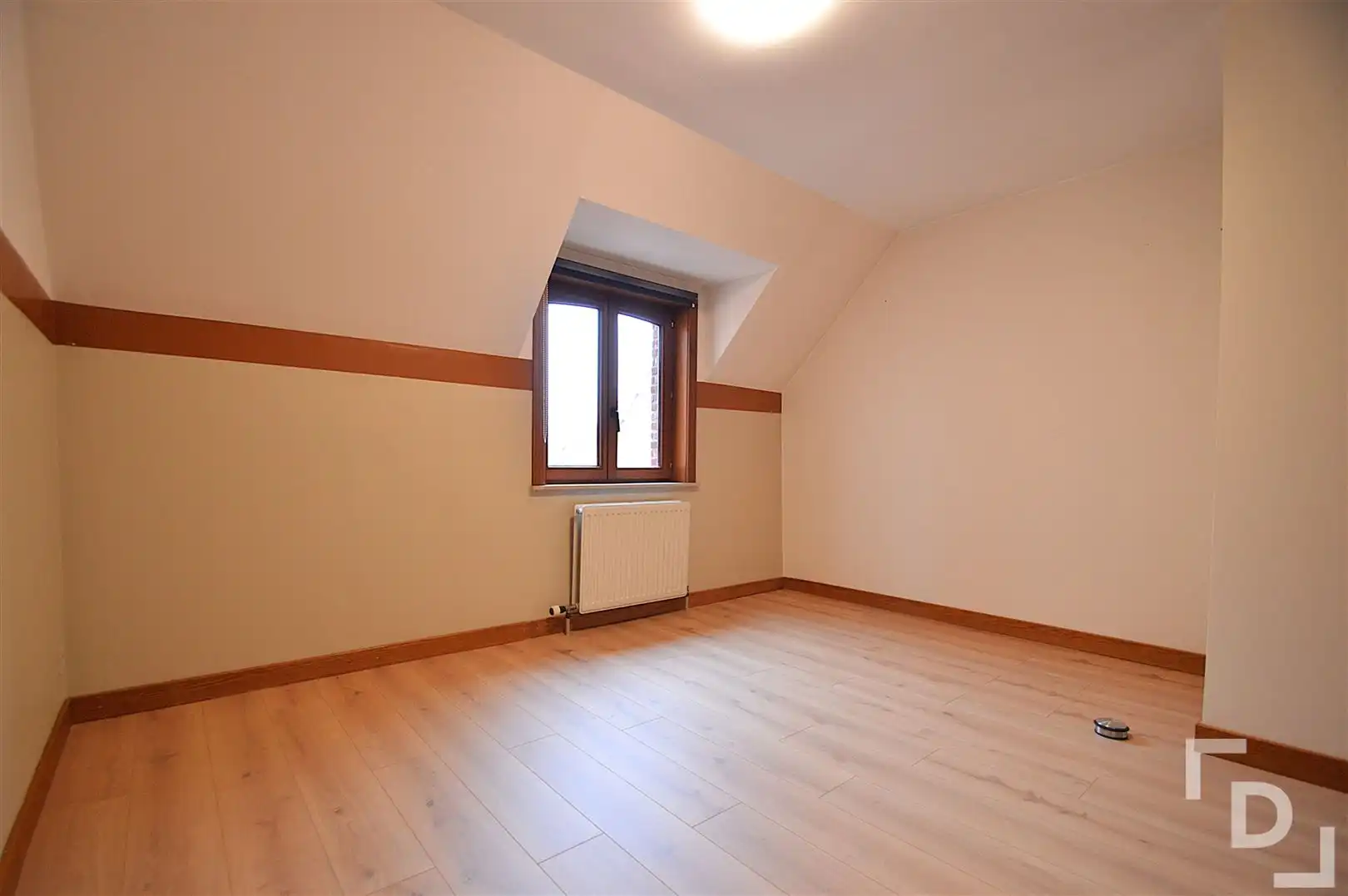 Ruim appartement op toplocatie te huur in Ieper foto 11