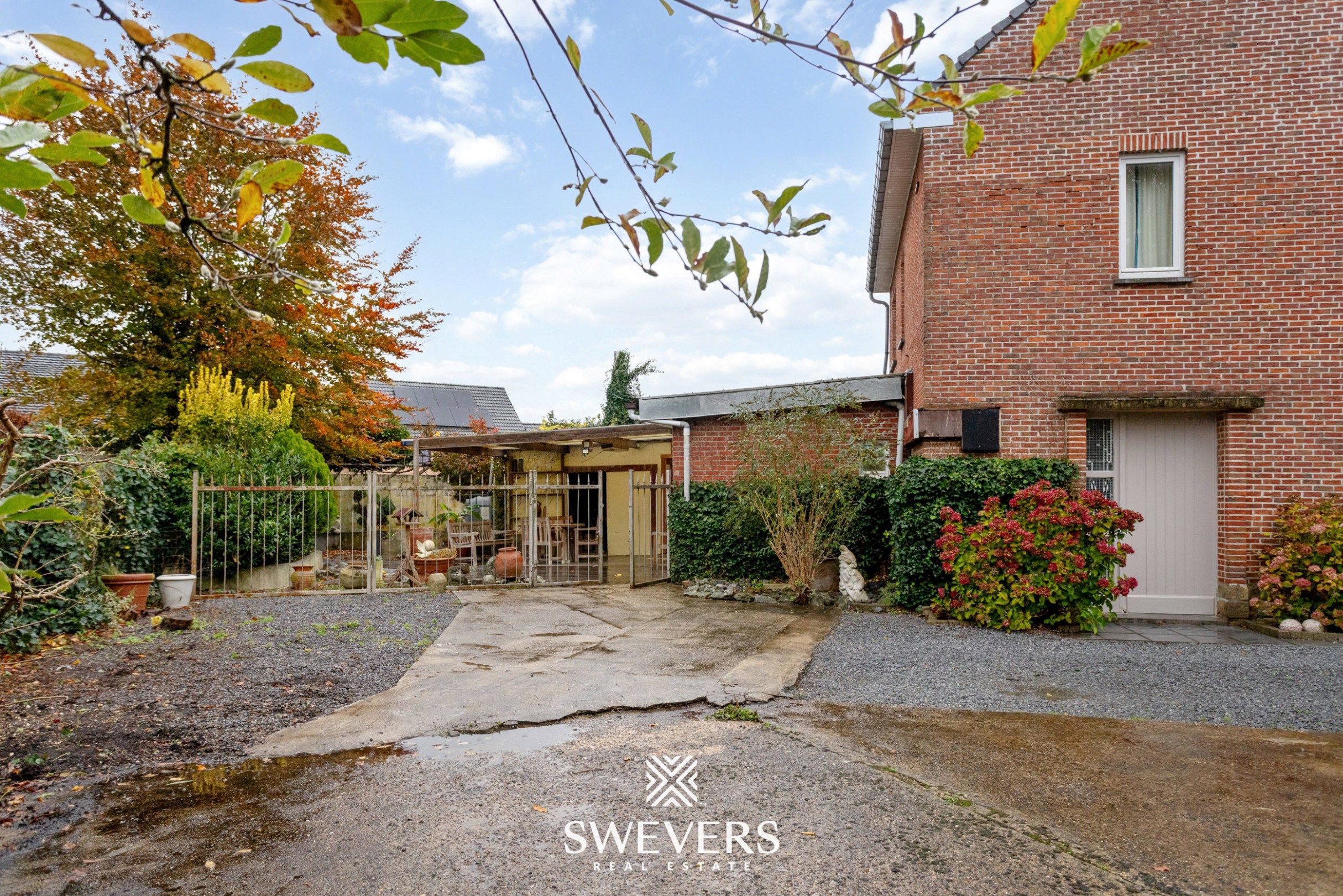 Zeer solide woning met renovatiepotentieel op 10a 18ca  foto 19