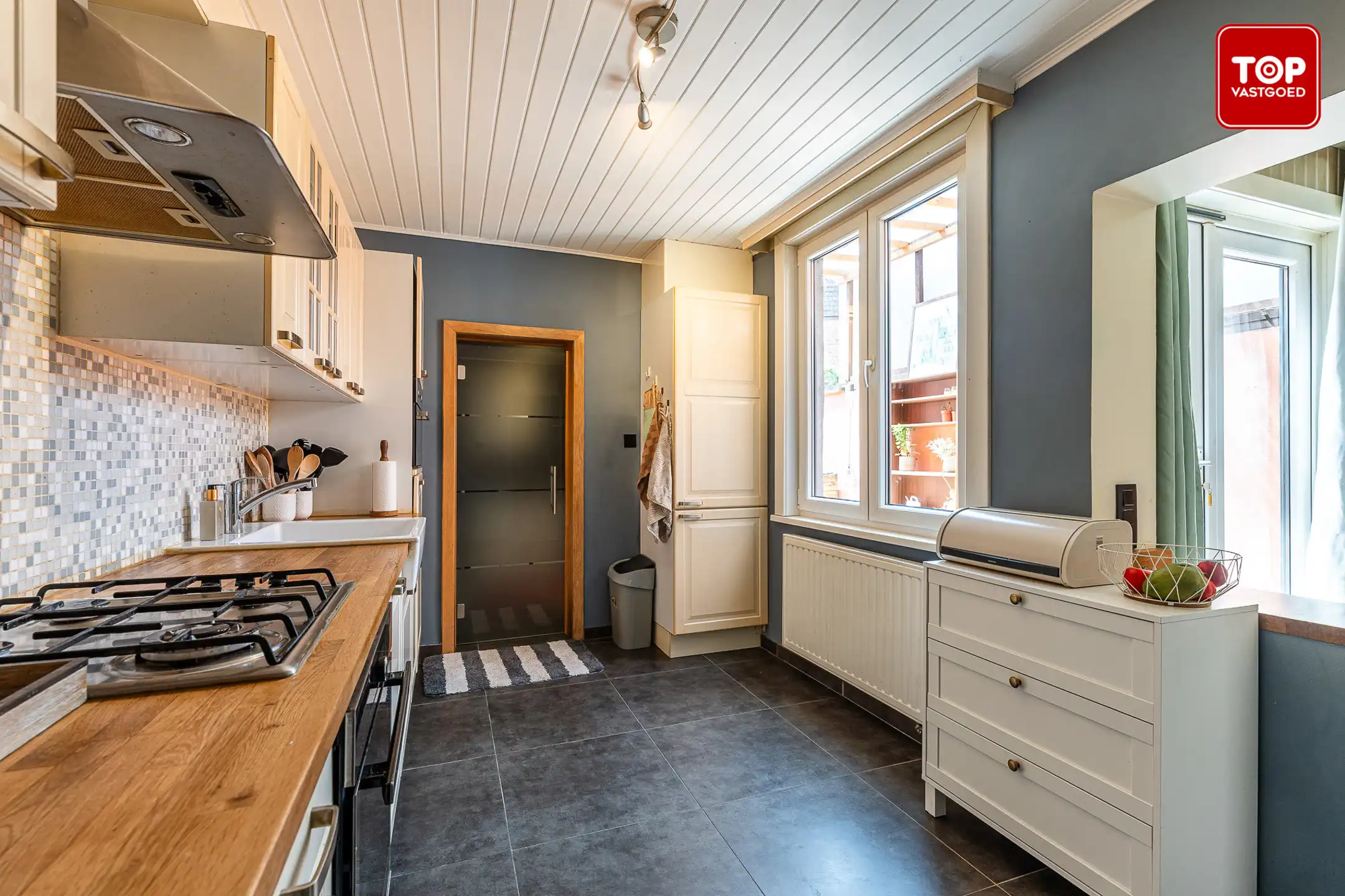 Instapklare woning met een zonnige, zuidwestgerichte tuin op een centrale locatie. foto 7