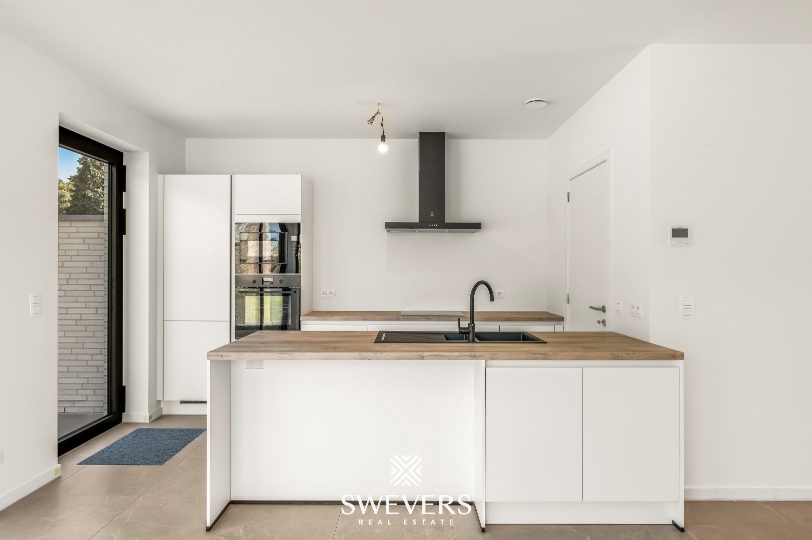 Instapklare nieuwbouwwoning in rustige buurt te Koersel foto 9