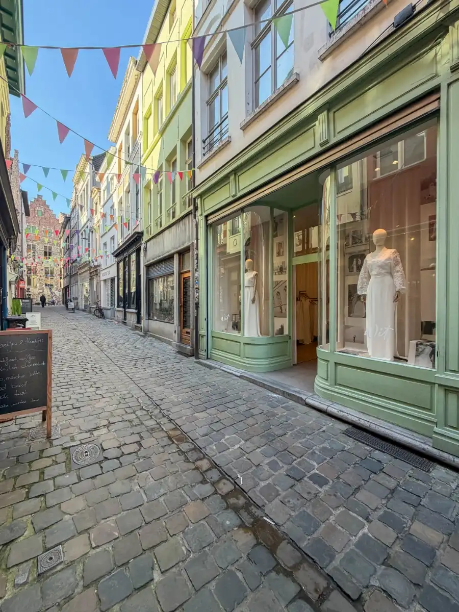 Charmante handelszaak (128 m²) op topligging palend aan de Vrijdagmarkt foto 20