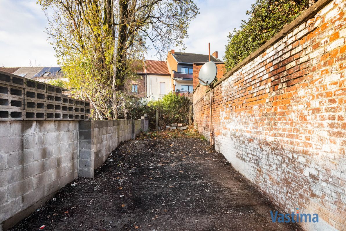 Gezinswoning met tuin op in centrum Aalst foto 14