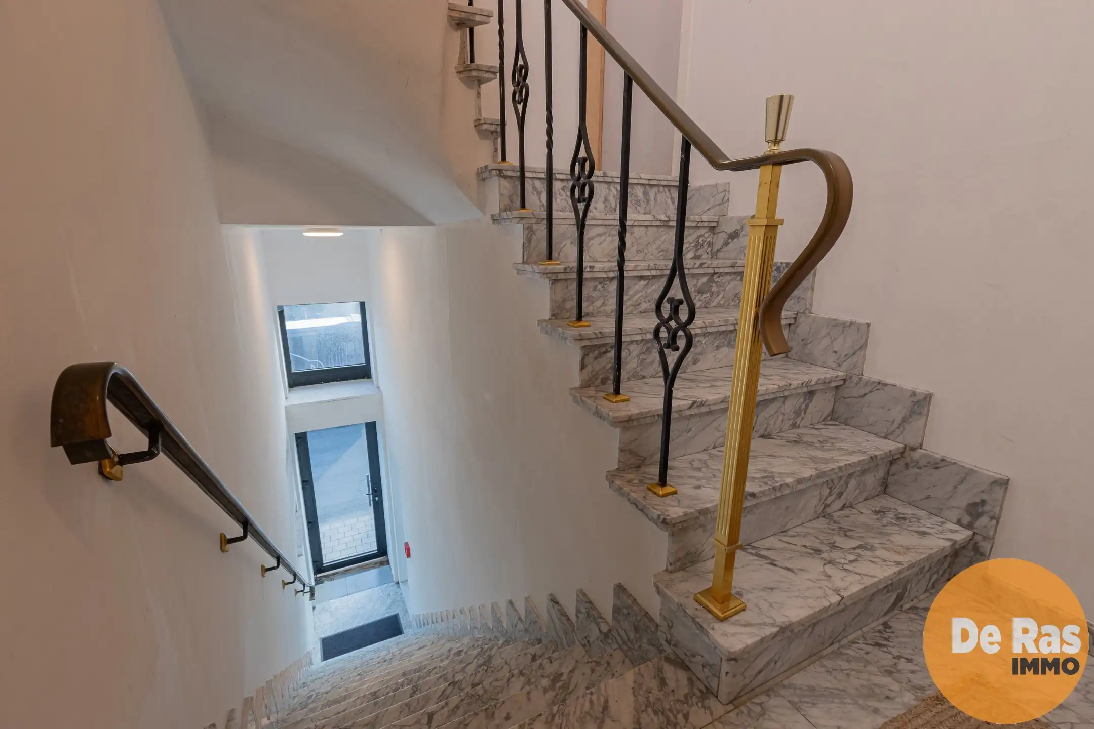 NIEUWERKERKEN - Lichtrijk appartement op 2de verdieping  foto 2