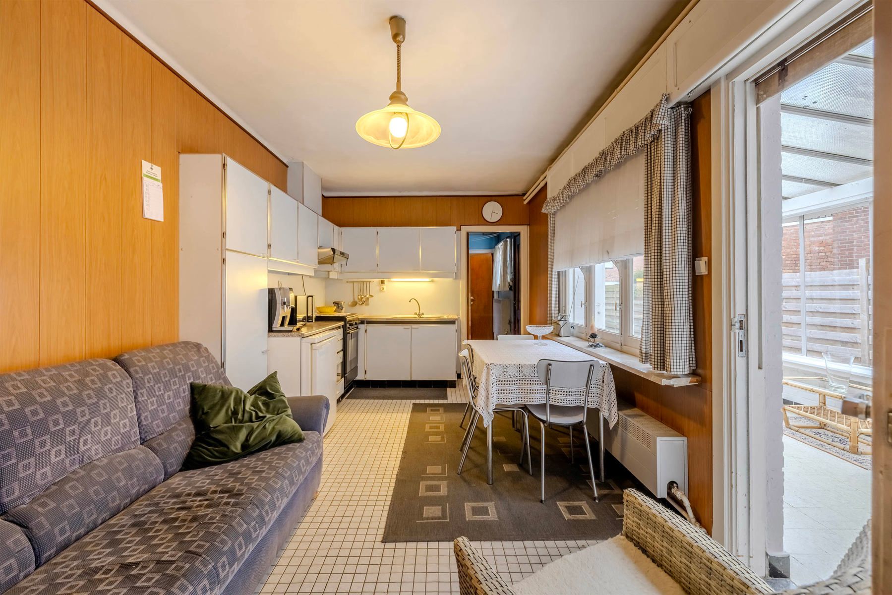 Te renoveren woning met o.a. 2 slaapkamers foto 11