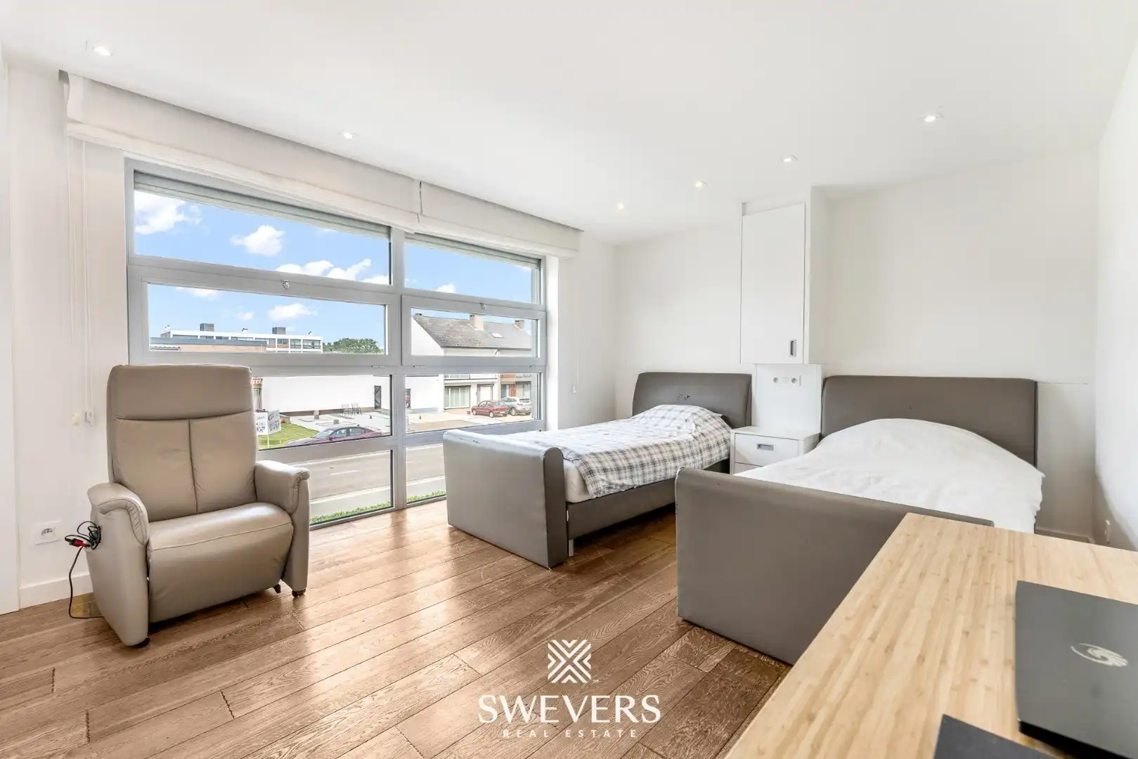 Luxe appartement met 3 slaapkamers in het centrum van Helchteren foto 19